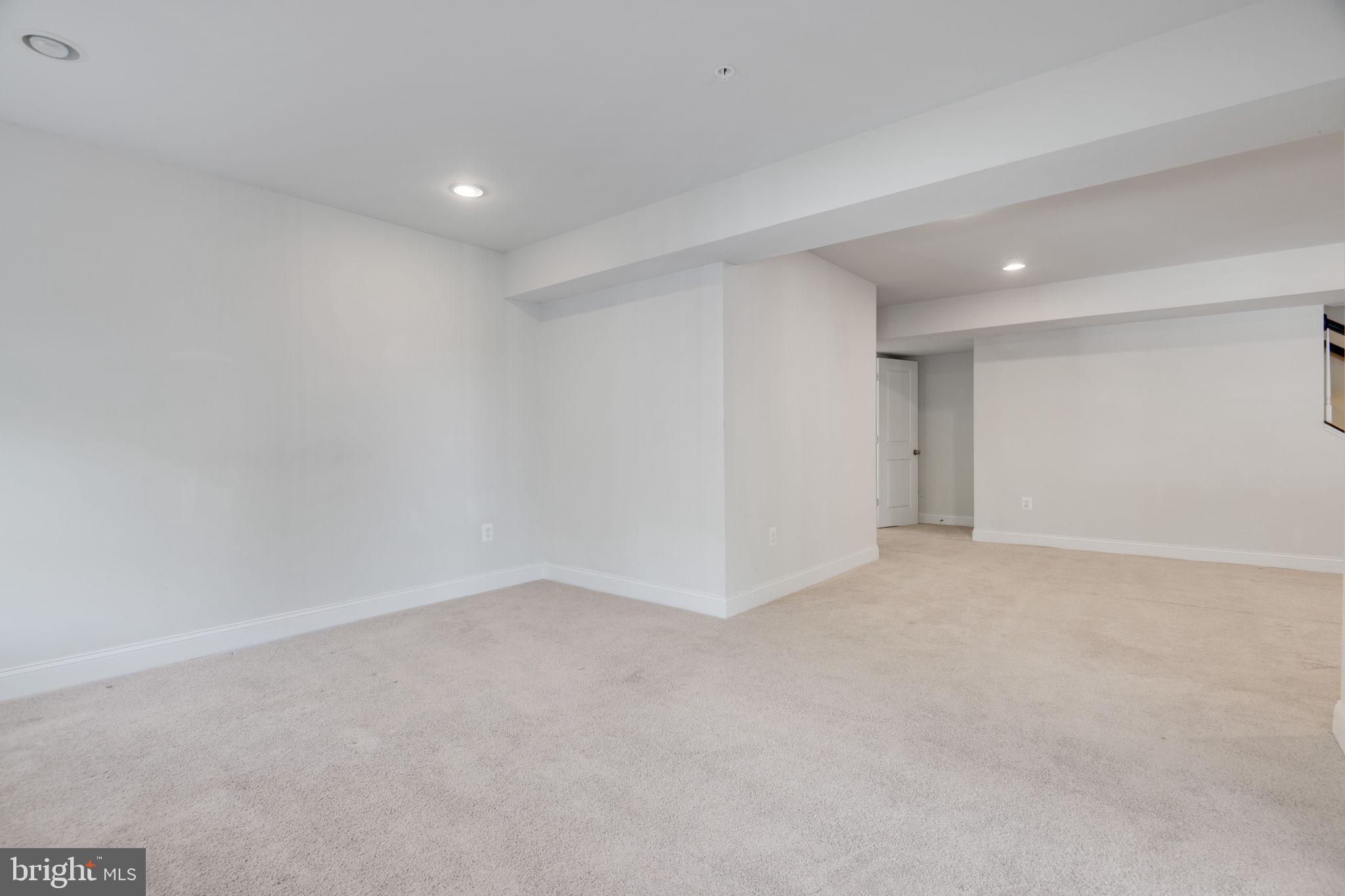 TANYARD COVE - Residential Lease