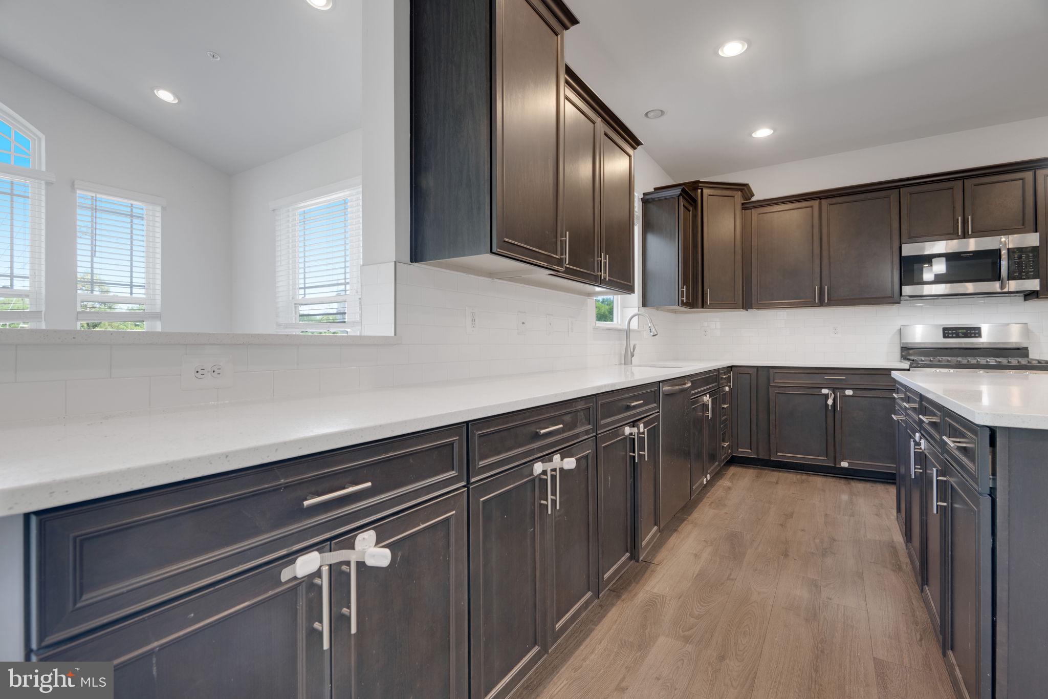 TANYARD COVE - Residential Lease