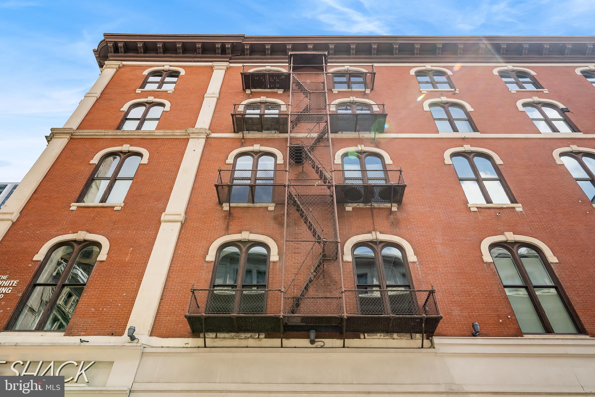 WASHINGTON SQ WEST - Residential