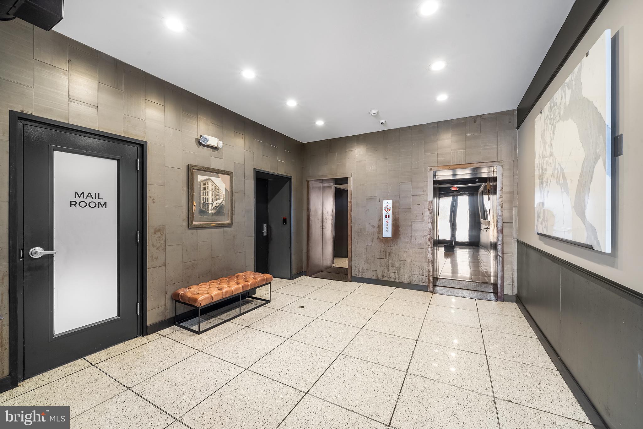 WASHINGTON SQ WEST - Residential
