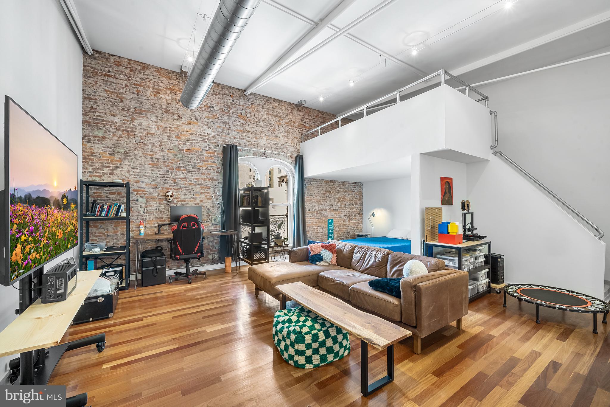 WASHINGTON SQ WEST - Residential