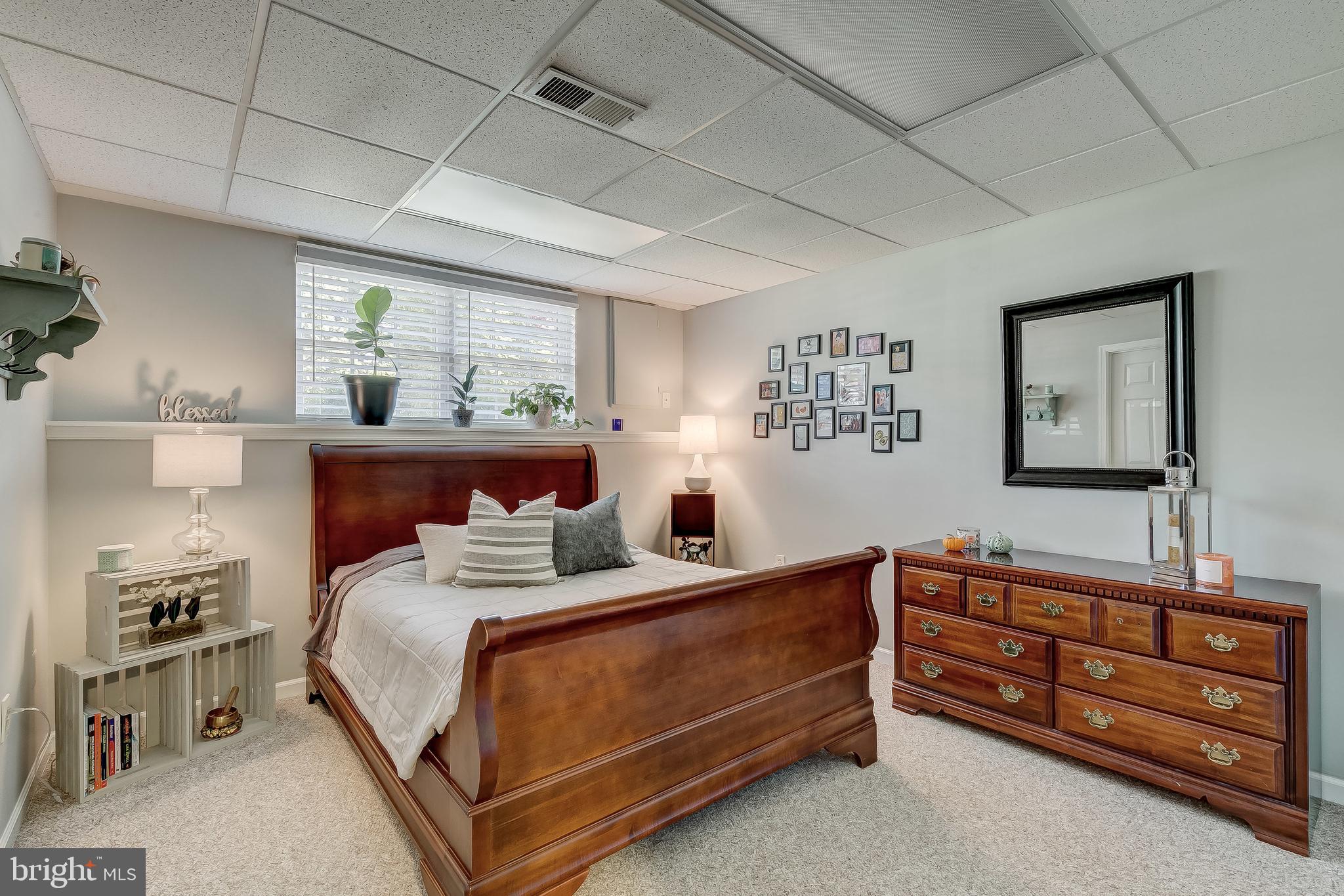 HUNTERS RUN - Residential