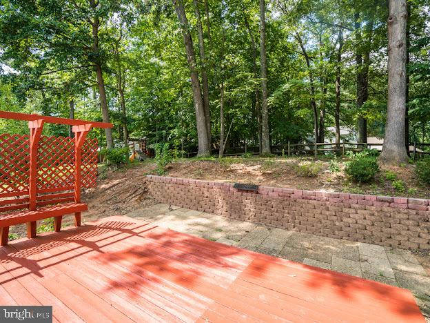 CHERRY RUN - Residential Lease