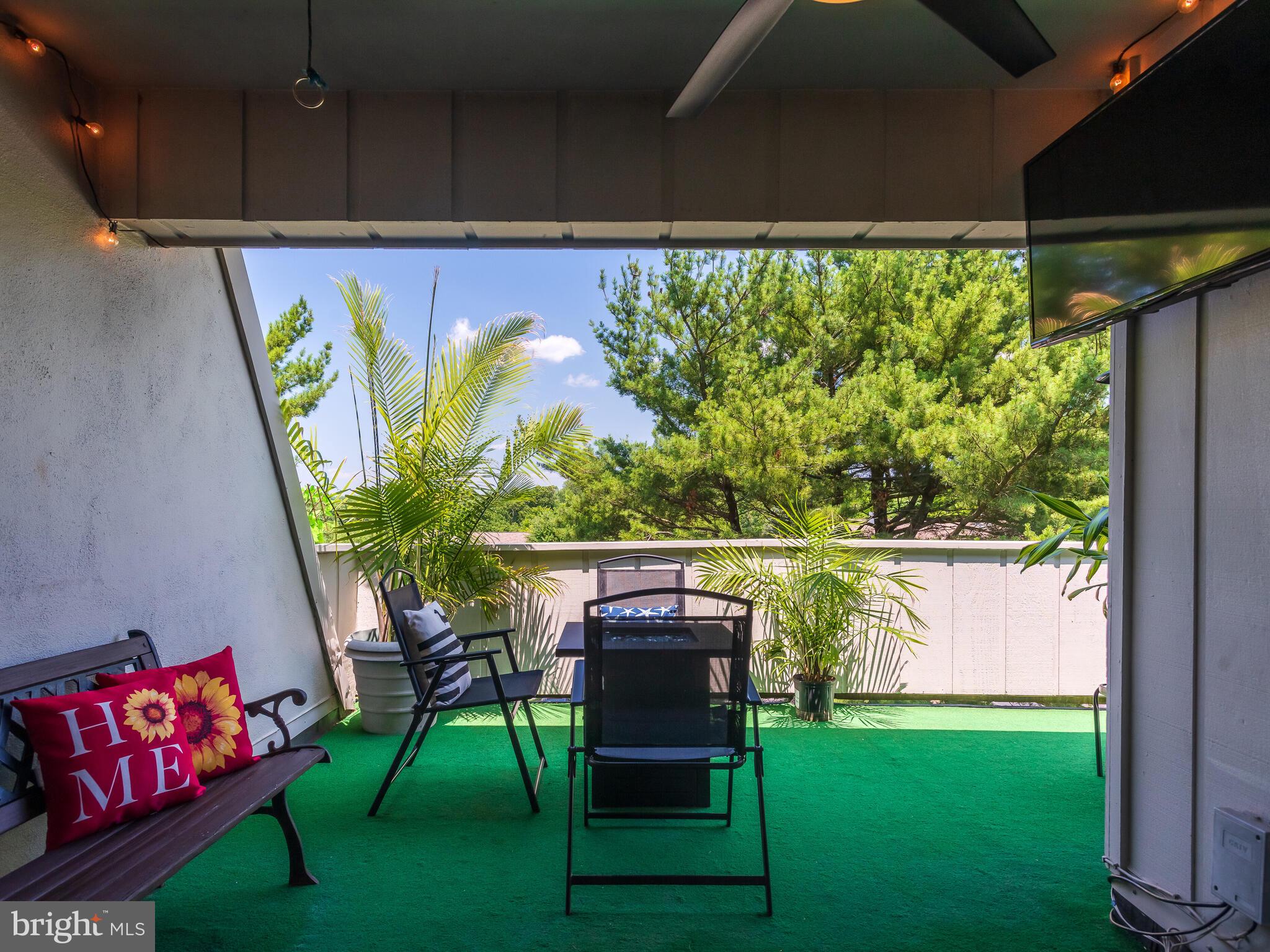 SUMMIT HOUSE - Residential