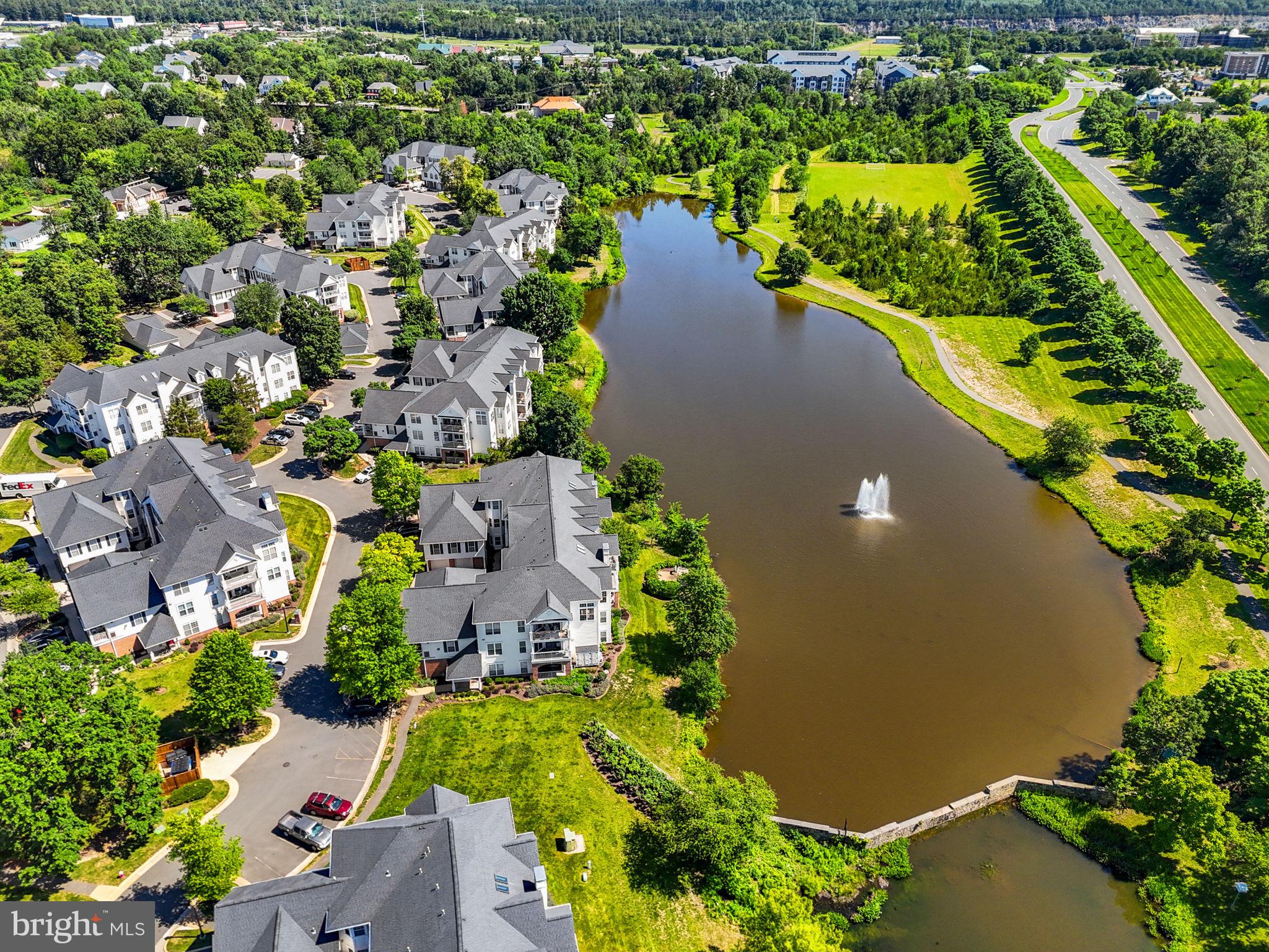 LAKESIDE AT SOUTH RIDING - Residential