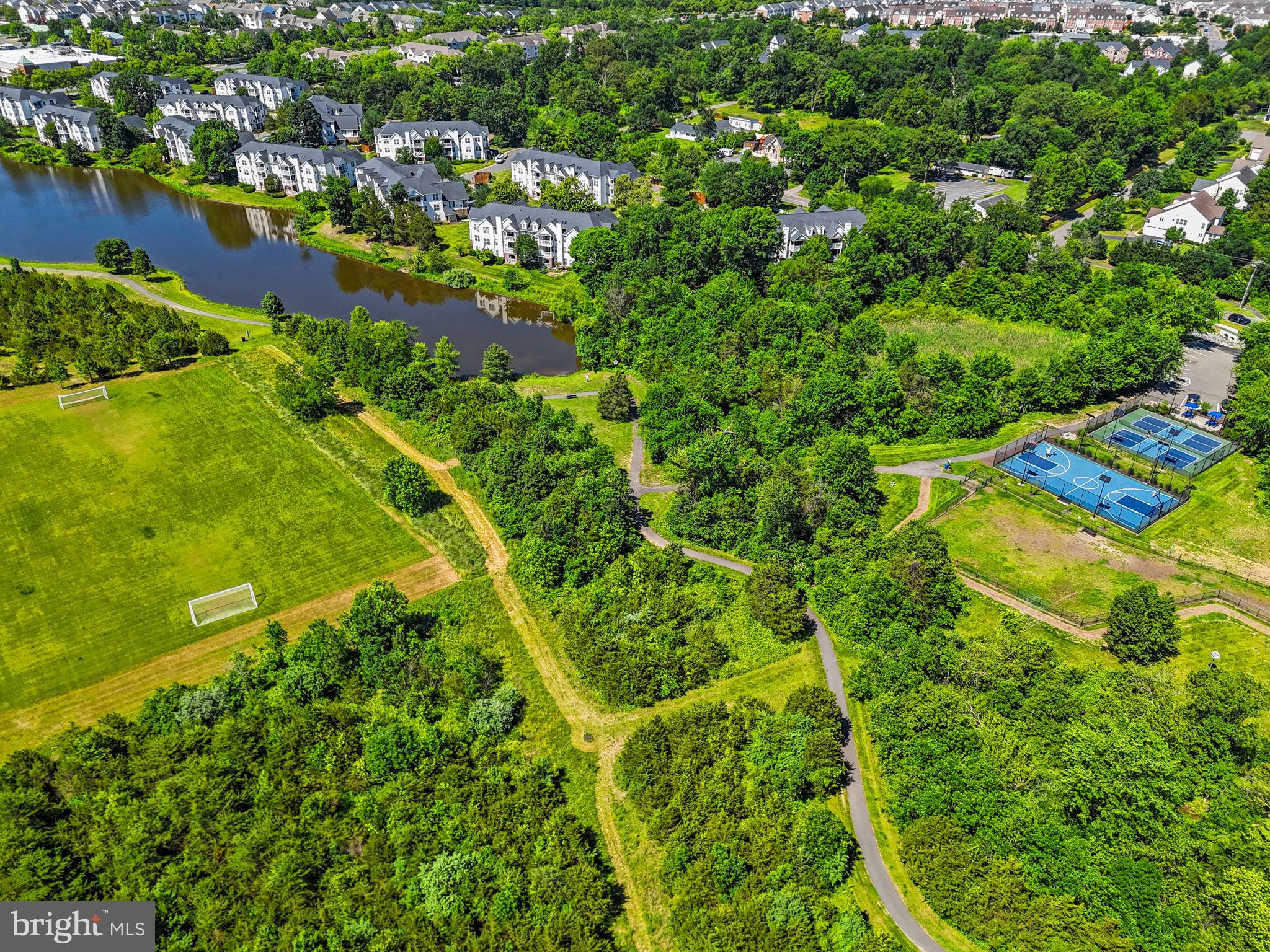 LAKESIDE AT SOUTH RIDING - Residential