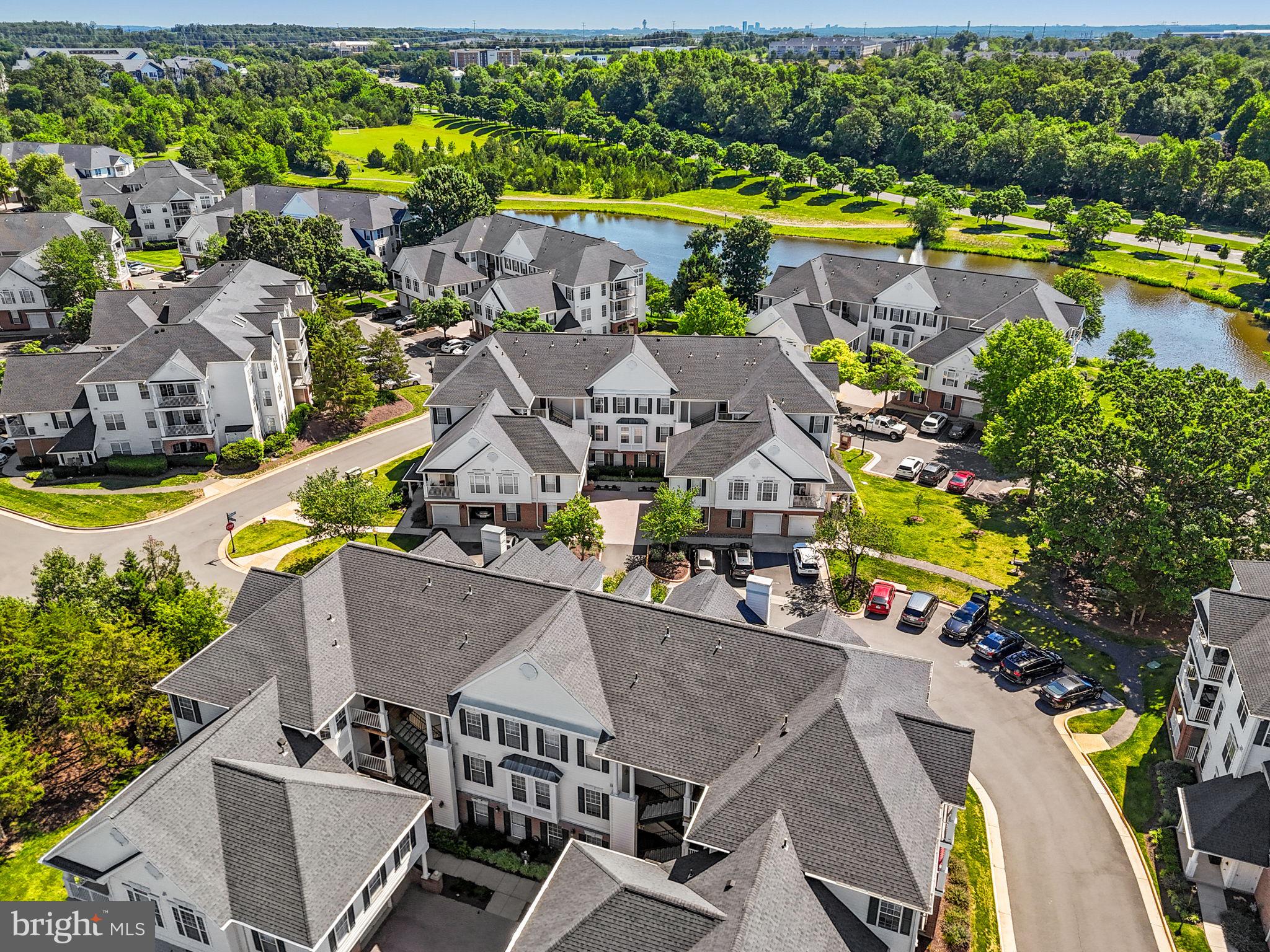 LAKESIDE AT SOUTH RIDING - Residential
