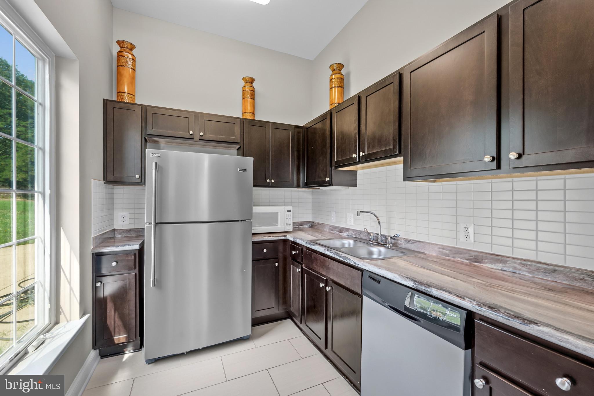 THE ADDISON AT ST PAUL - Residential