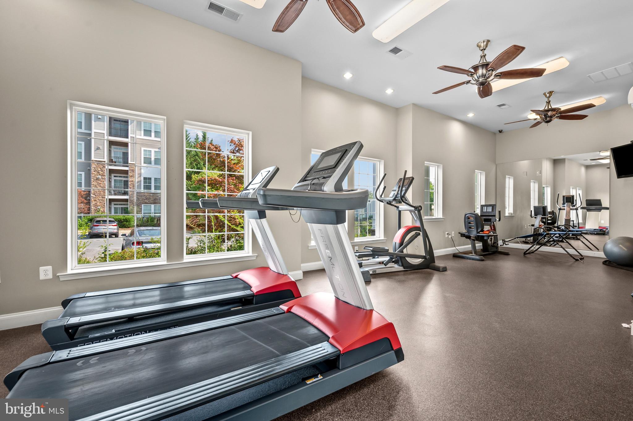 THE ADDISON AT ST PAUL - Residential