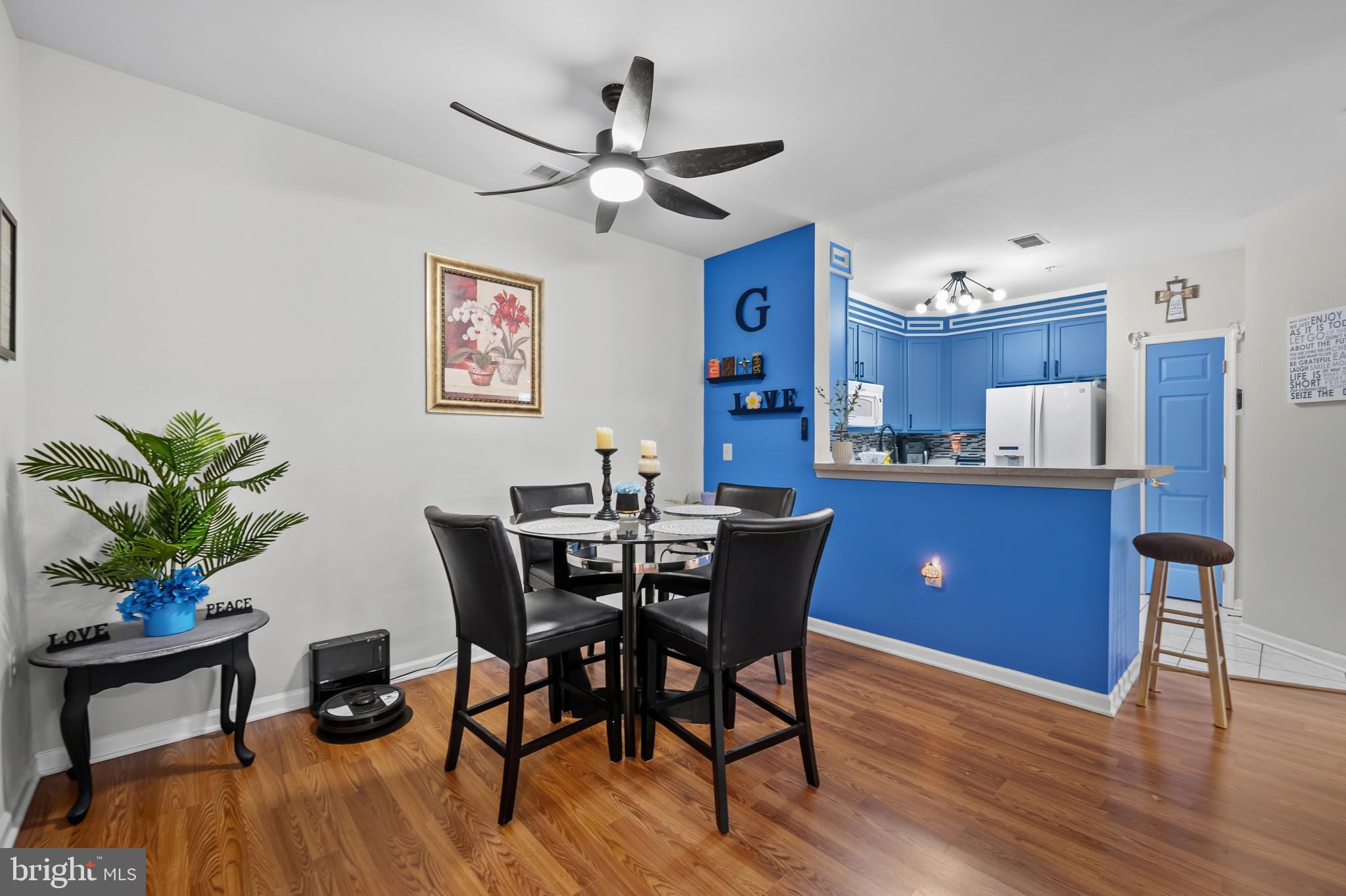 THE ADDISON AT ST PAUL - Residential