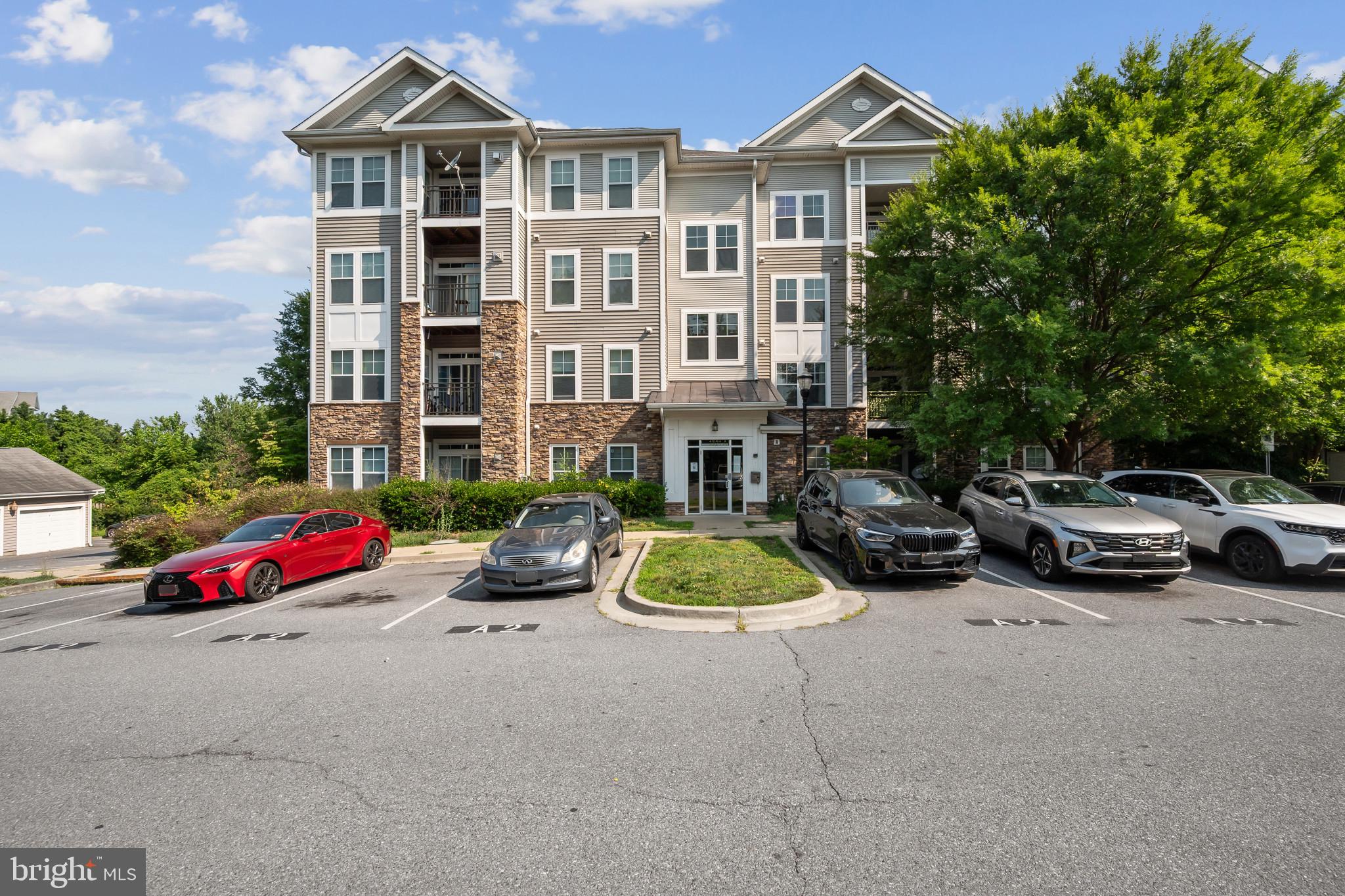 THE ADDISON AT ST PAUL - Residential