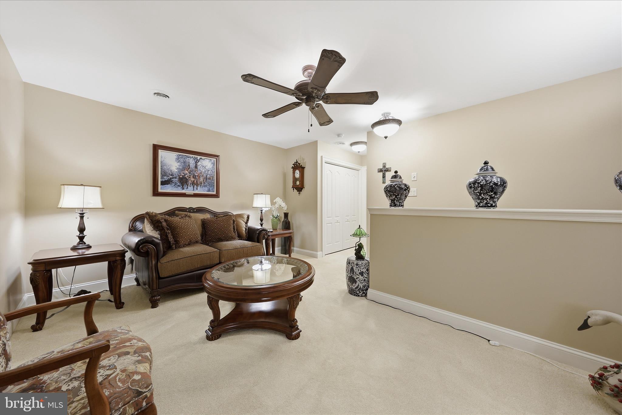 EMERALD POINTE - Residential