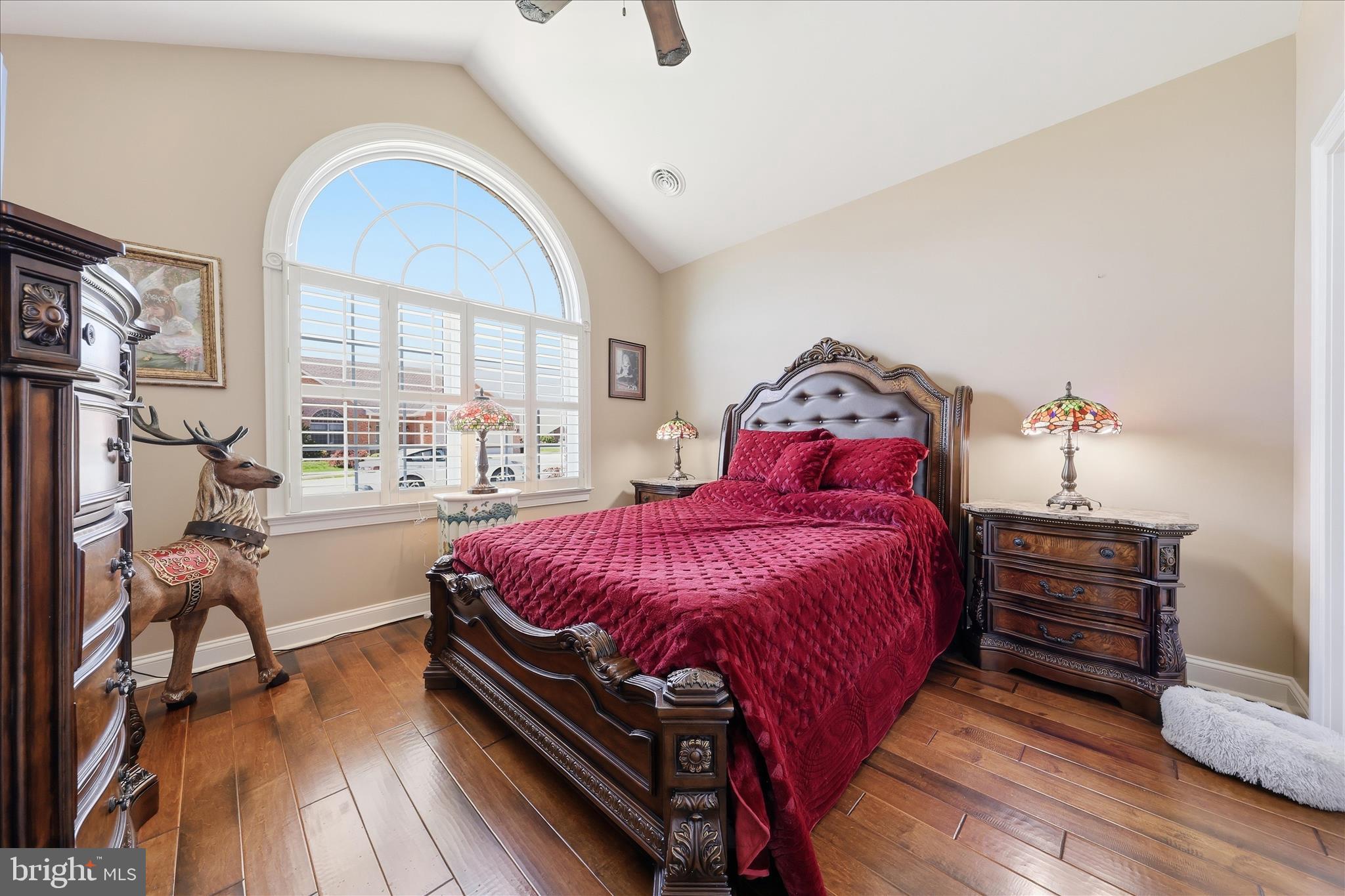 EMERALD POINTE - Residential