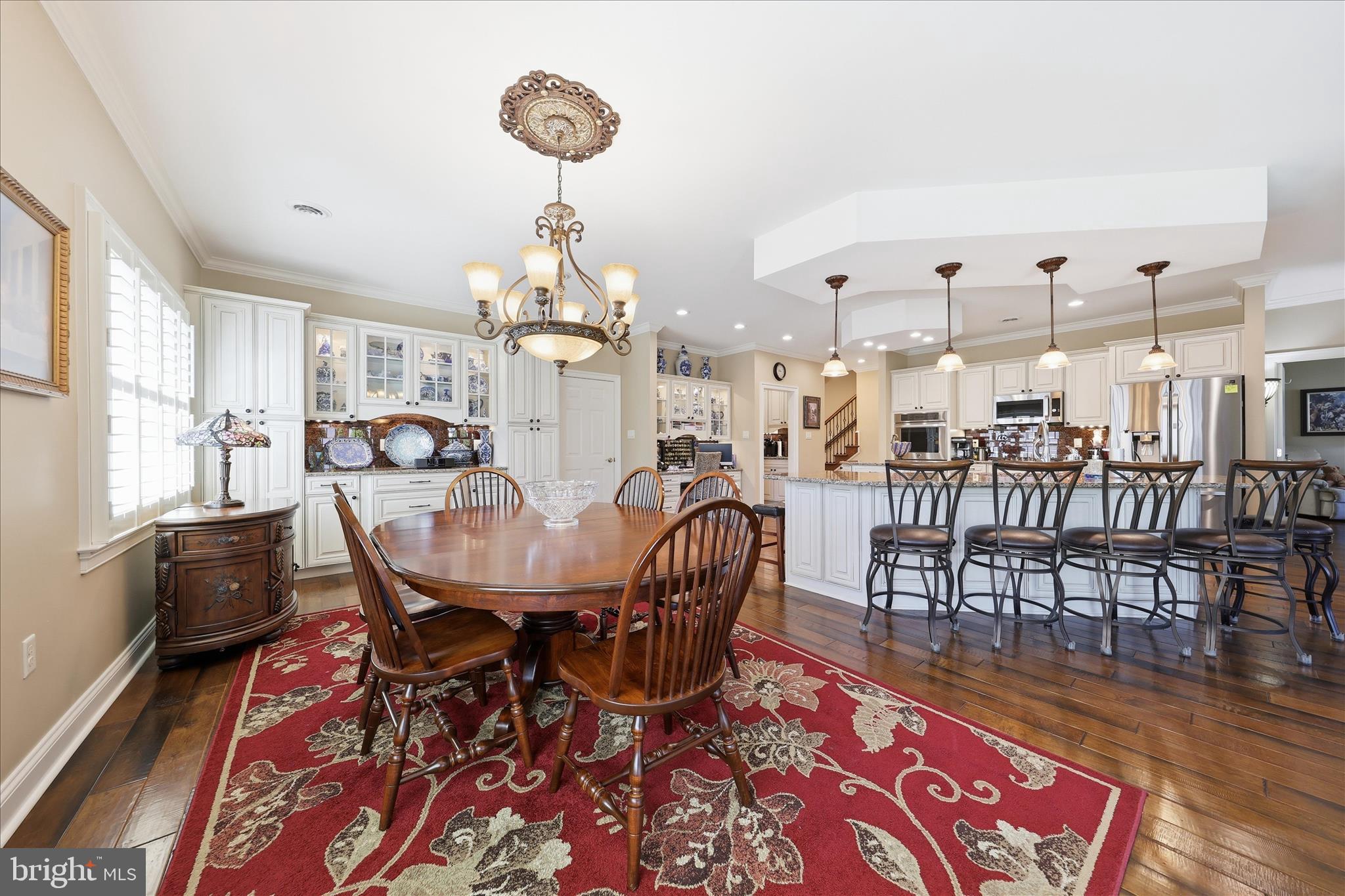 EMERALD POINTE - Residential