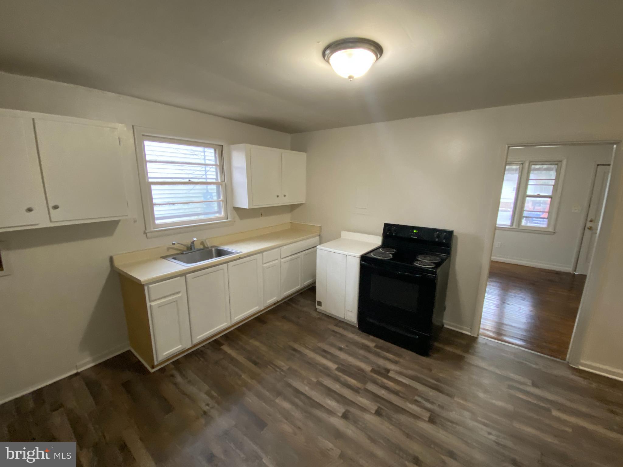 MAYFIELD - Residential Lease