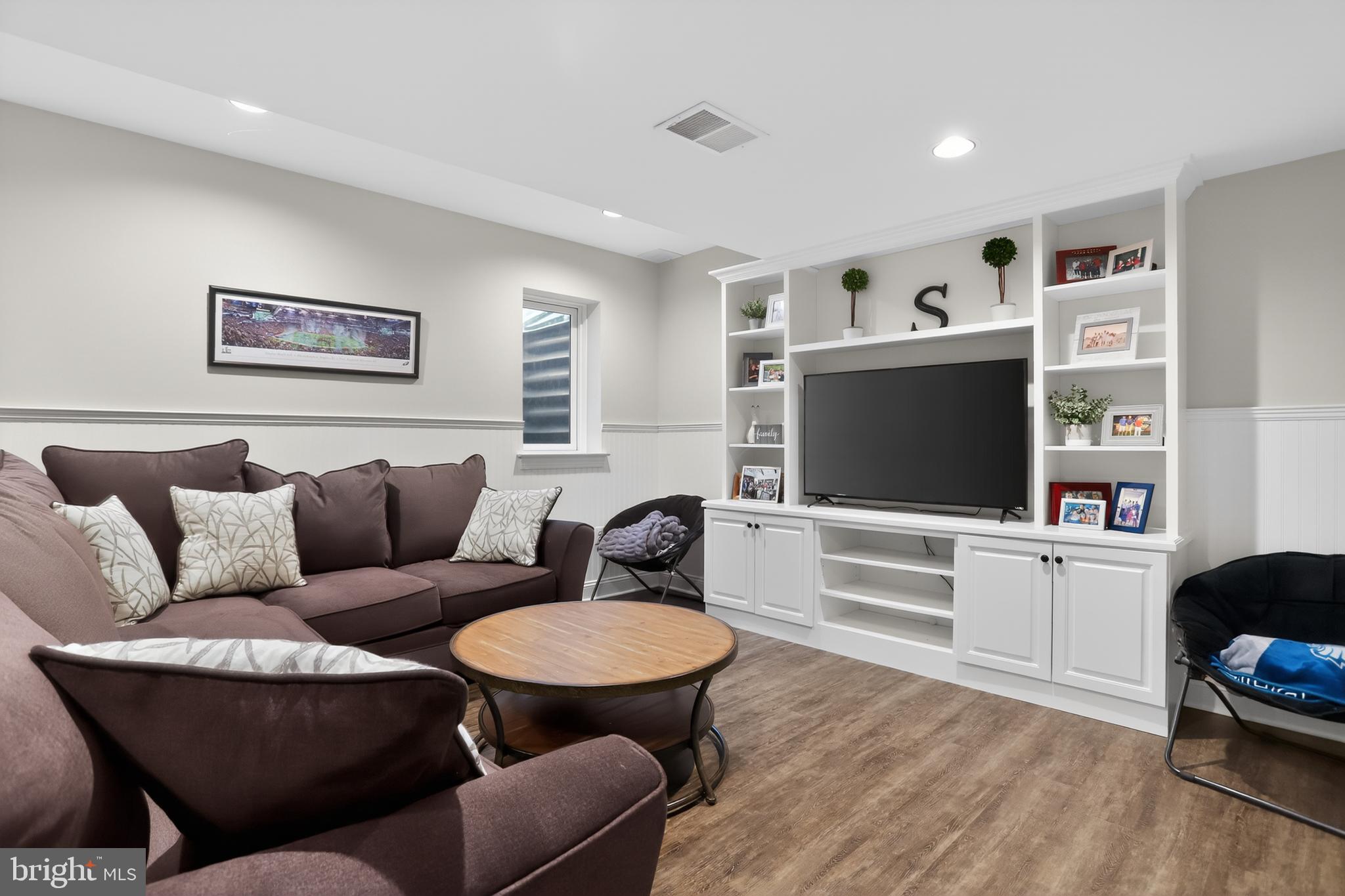 CLEARVIEW ESTS - Residential