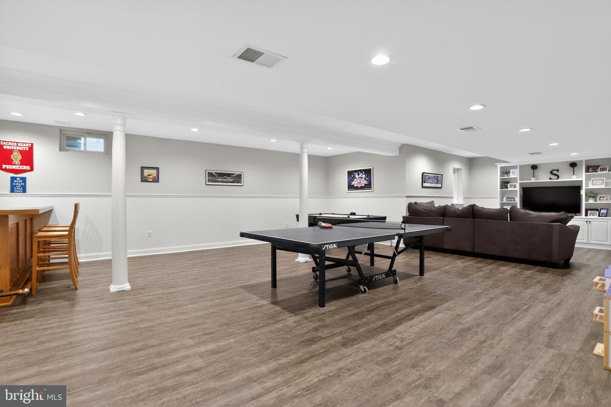 CLEARVIEW ESTS - Residential