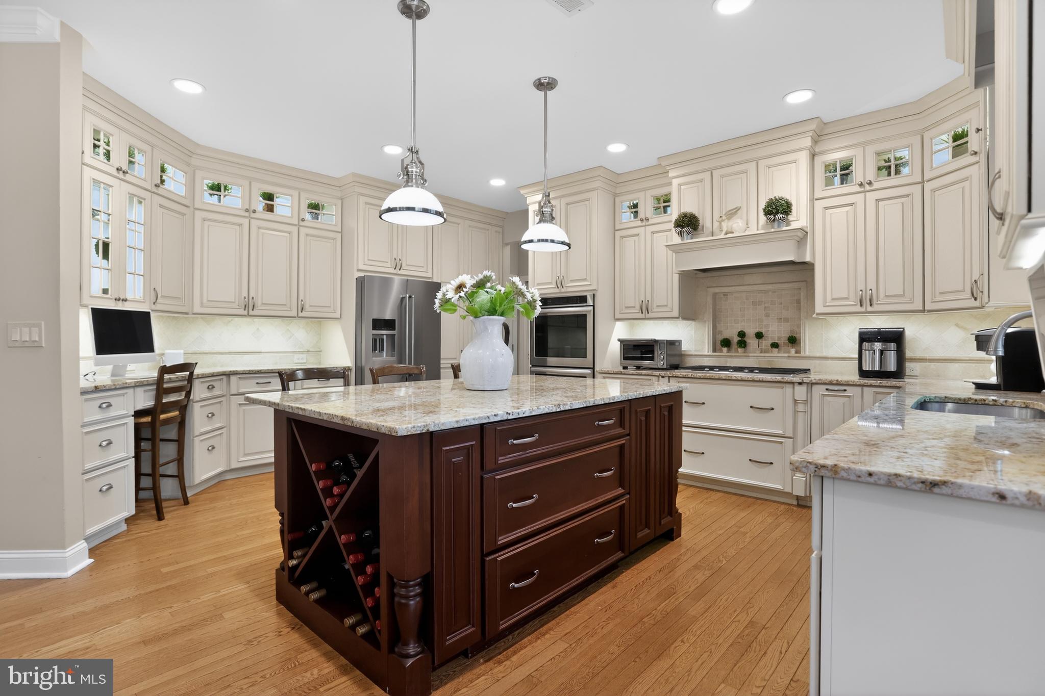 CLEARVIEW ESTS - Residential
