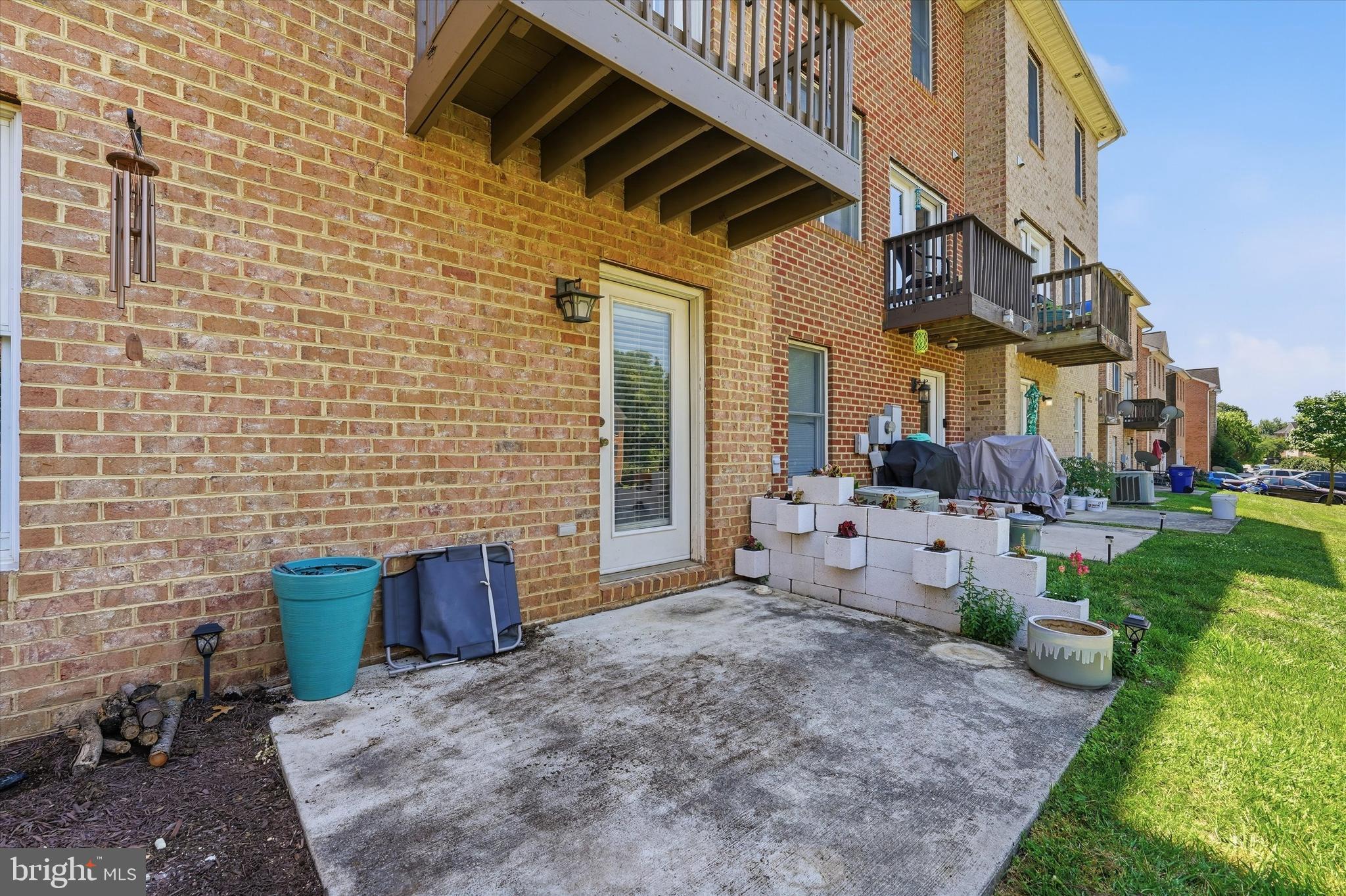 PANGBORN PARK - Residential