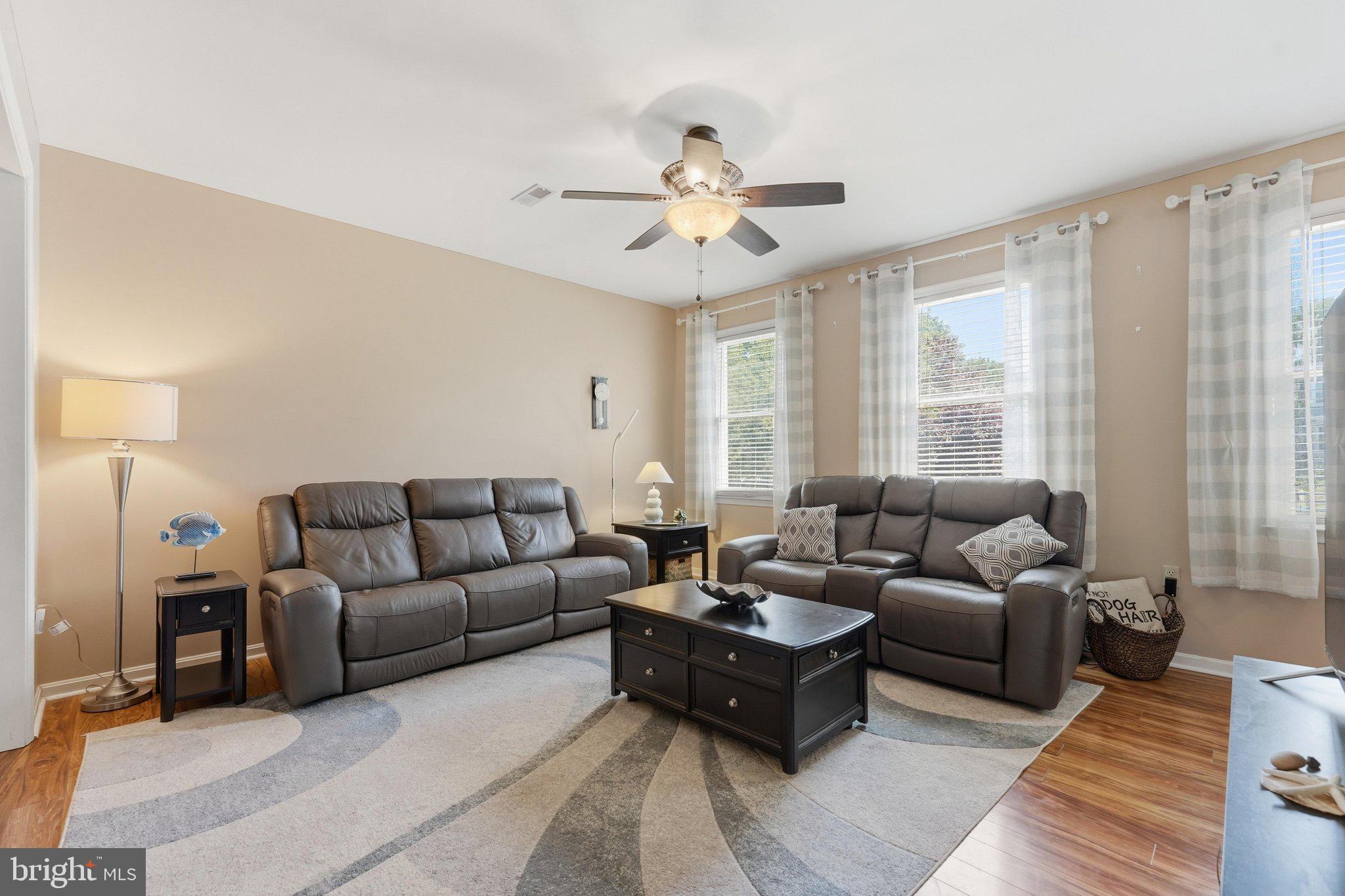 PANGBORN PARK - Residential