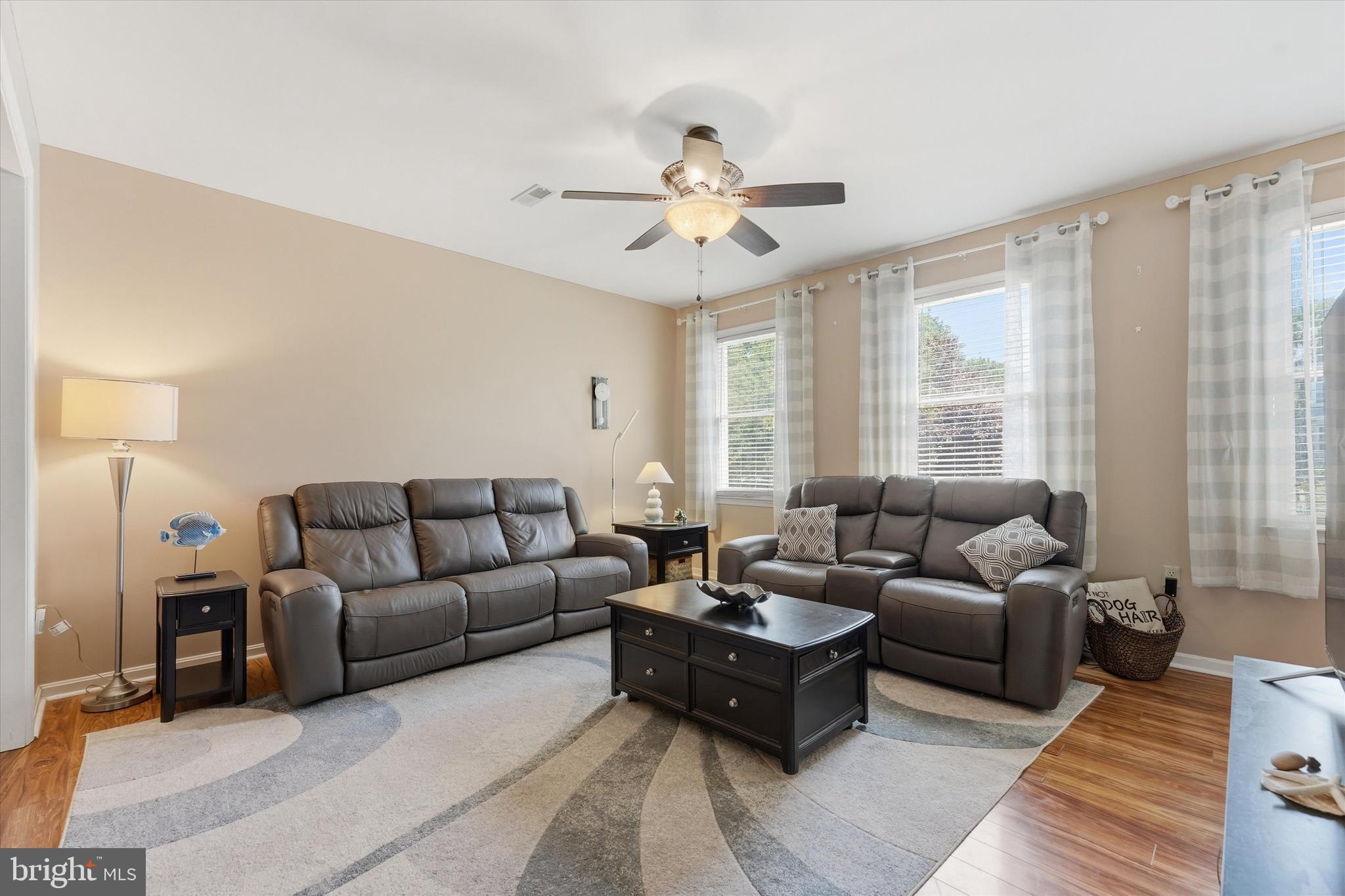 PANGBORN PARK - Residential