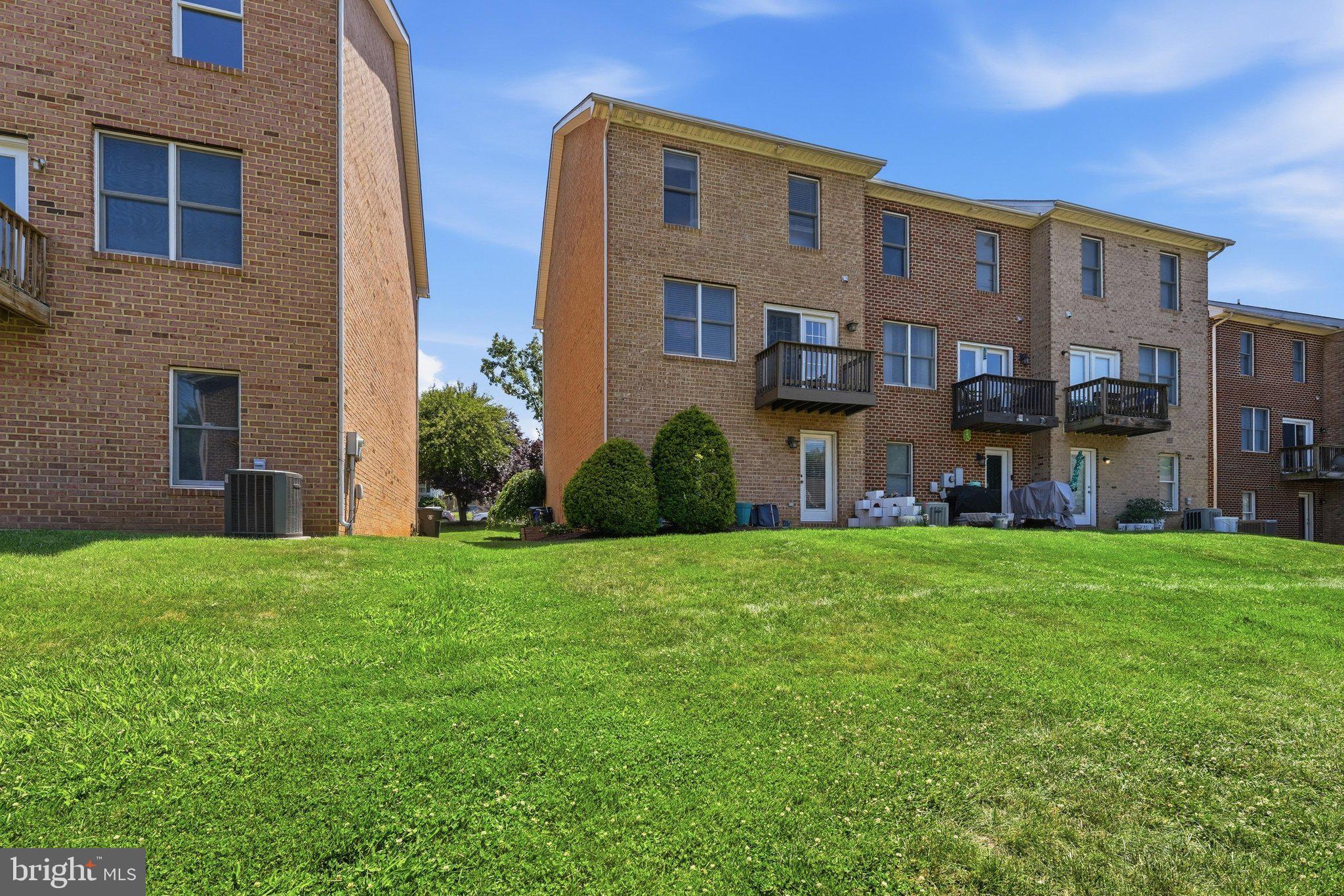 PANGBORN PARK - Residential