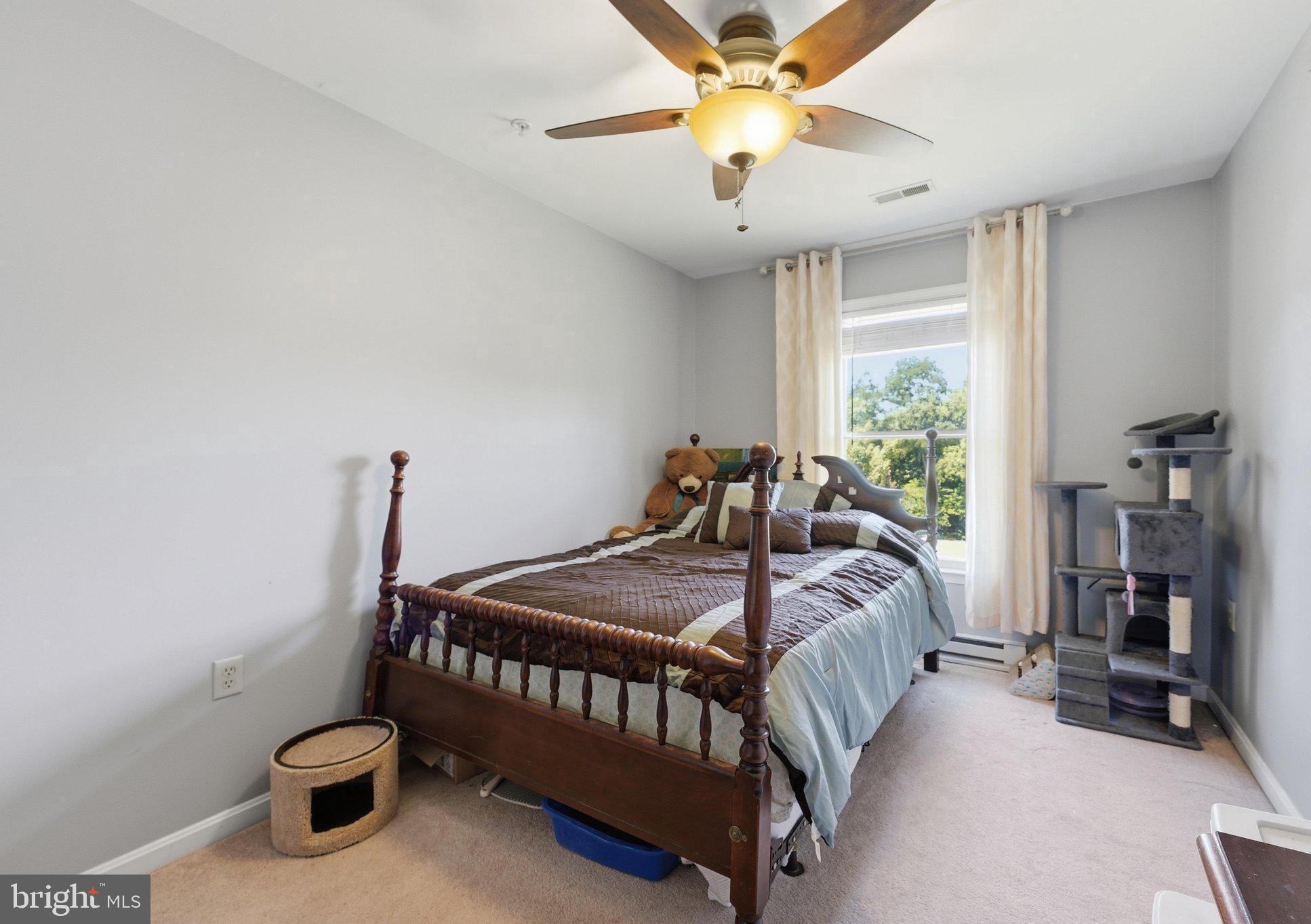PANGBORN PARK - Residential