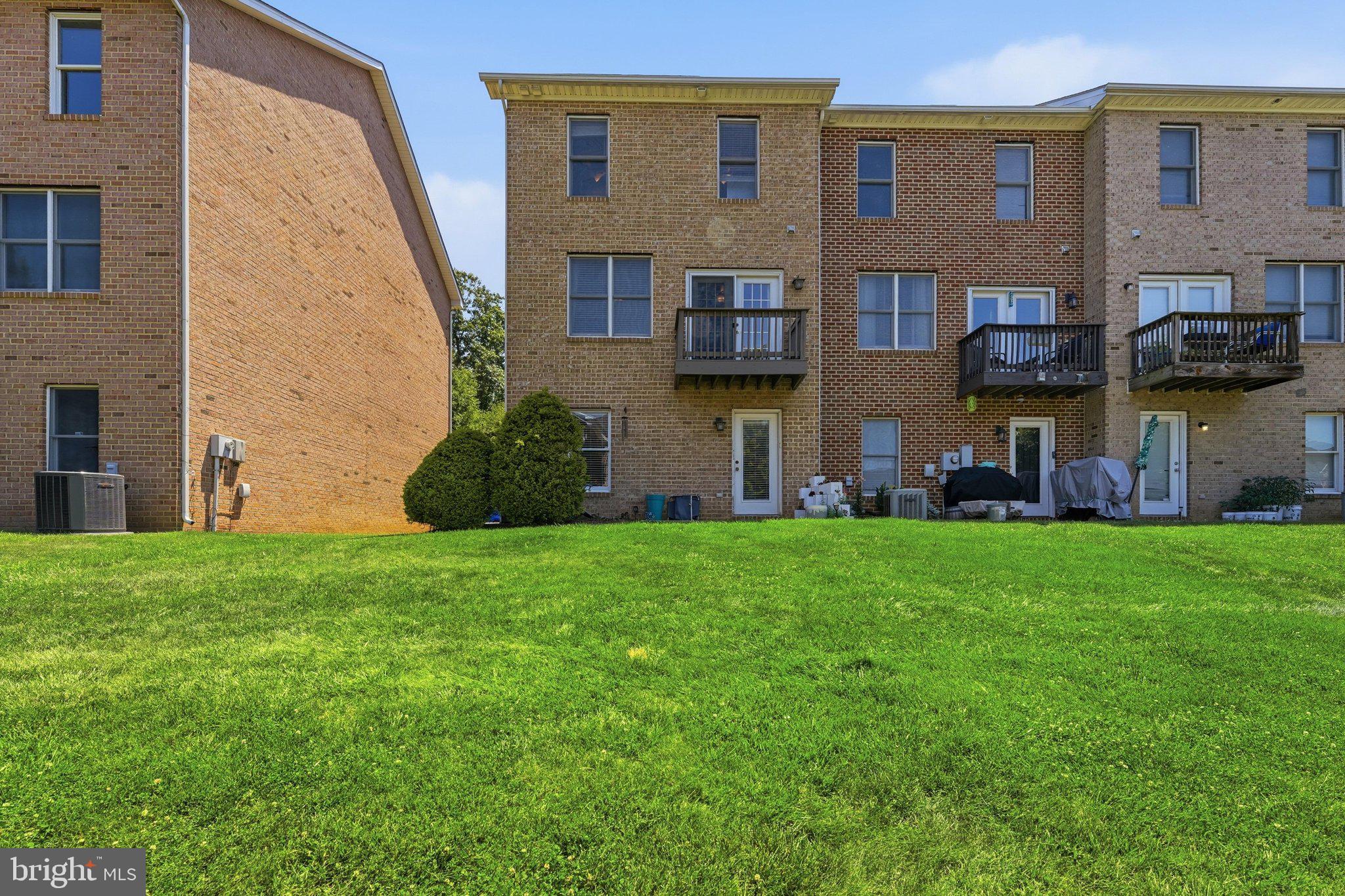 PANGBORN PARK - Residential