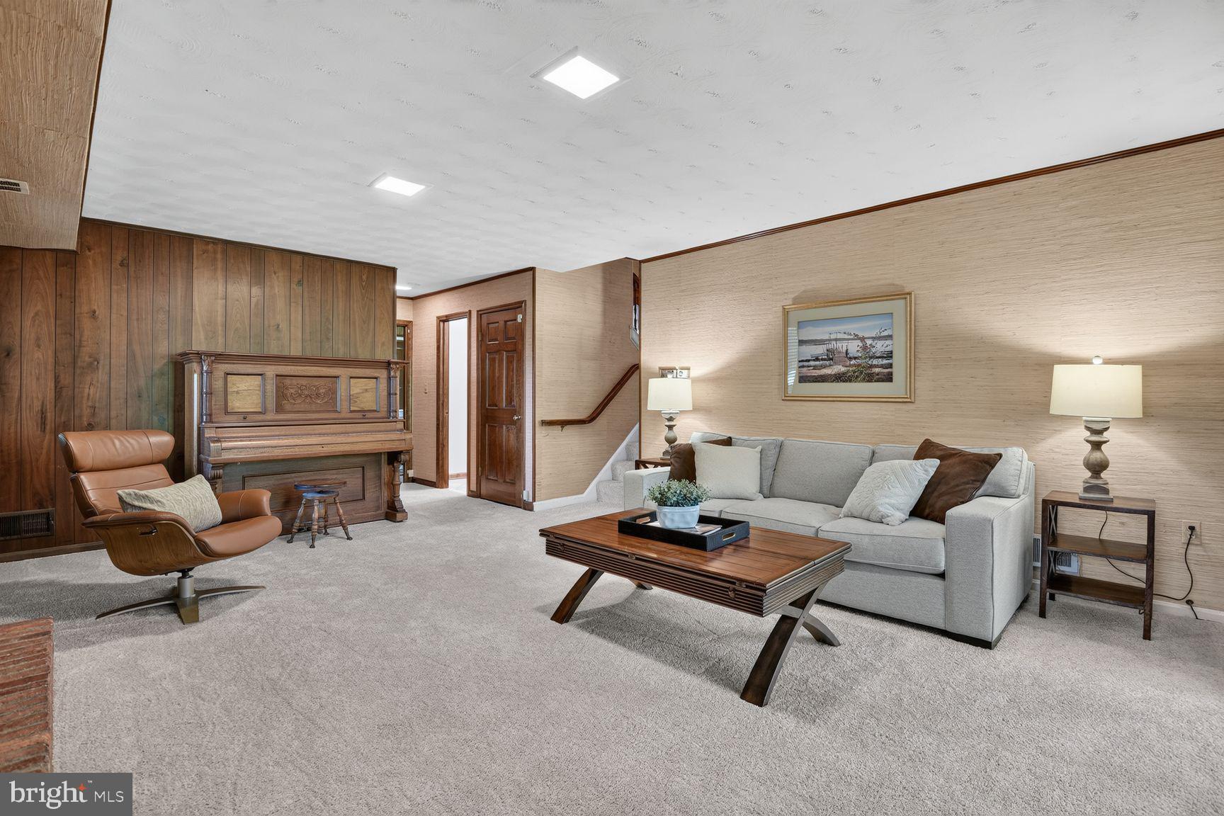 POTOMAC WOODS - Residential
