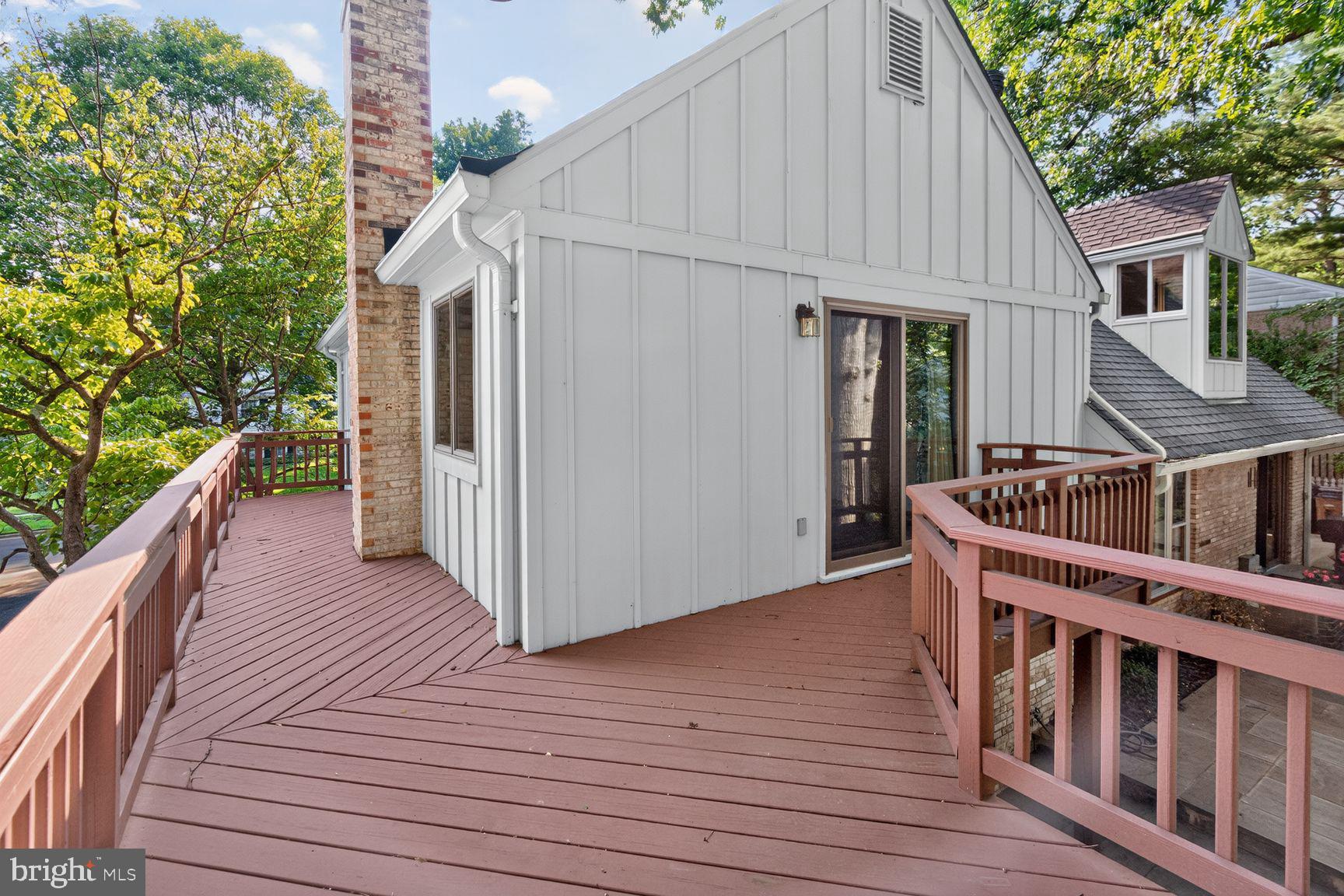 POTOMAC WOODS - Residential