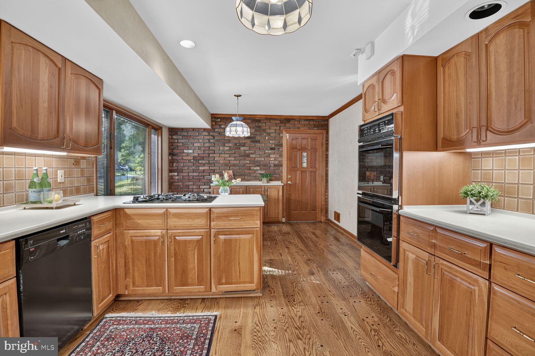 POTOMAC WOODS - Residential