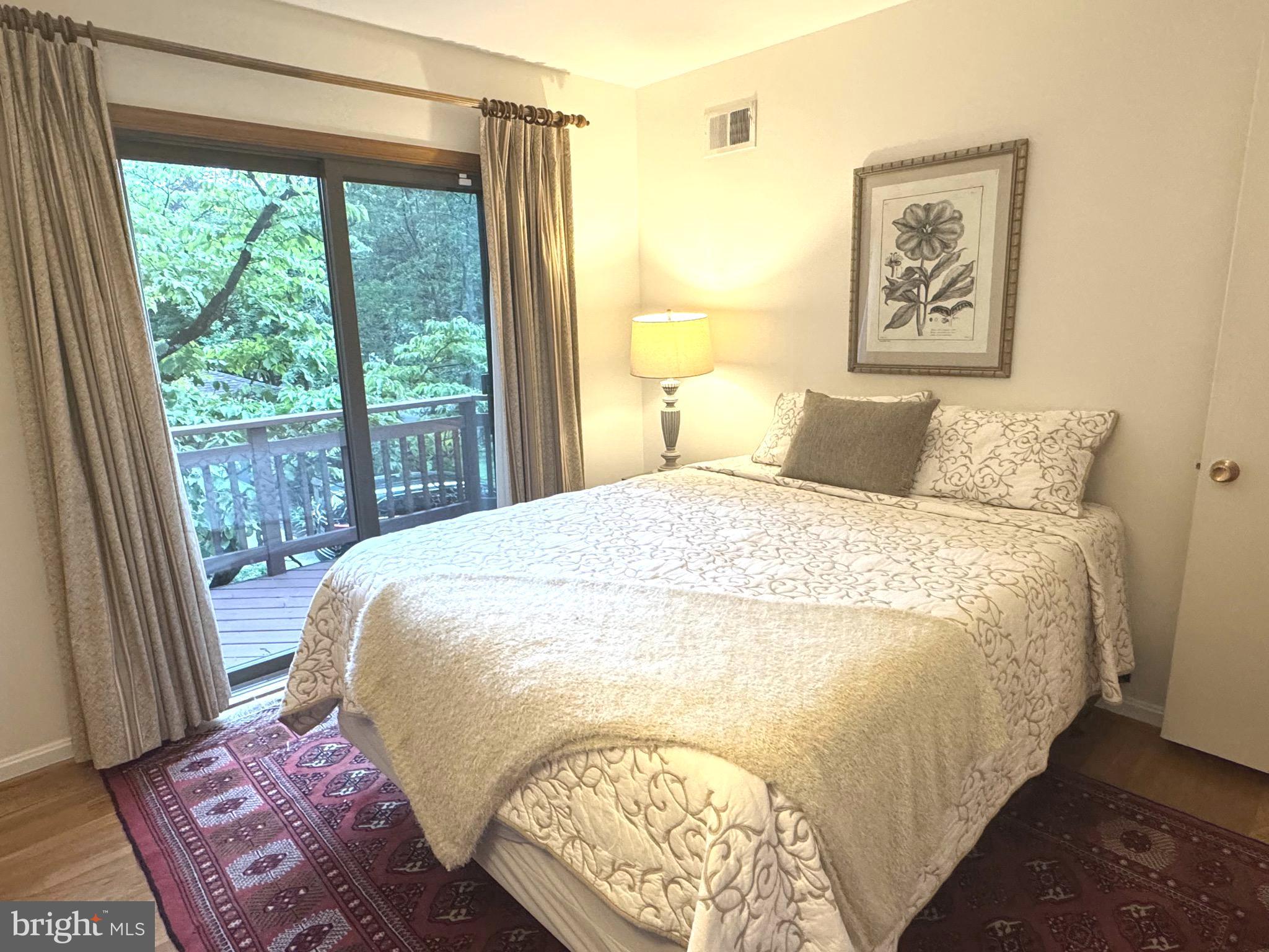 POTOMAC WOODS - Residential