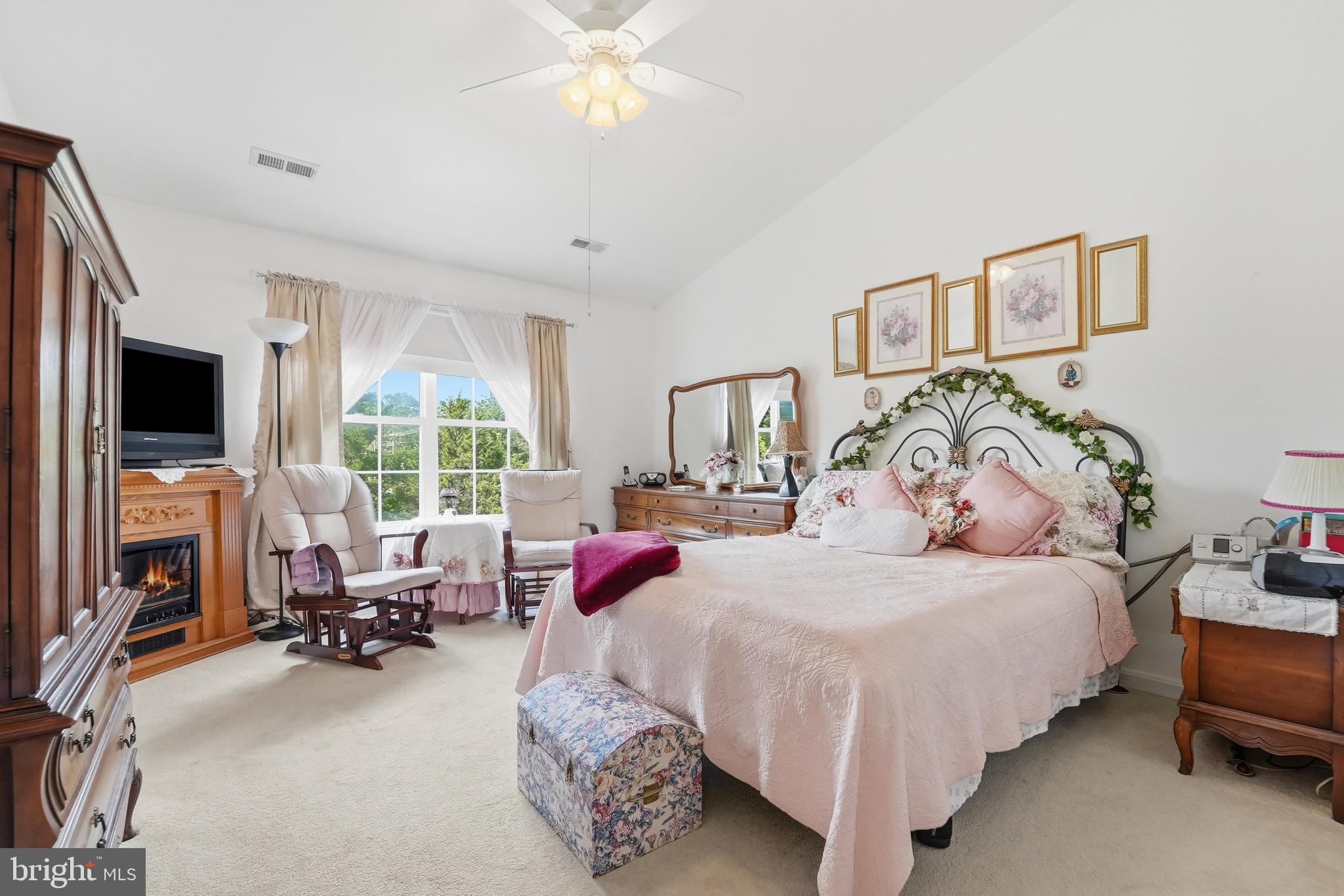 BRIDLEWOOD - Residential