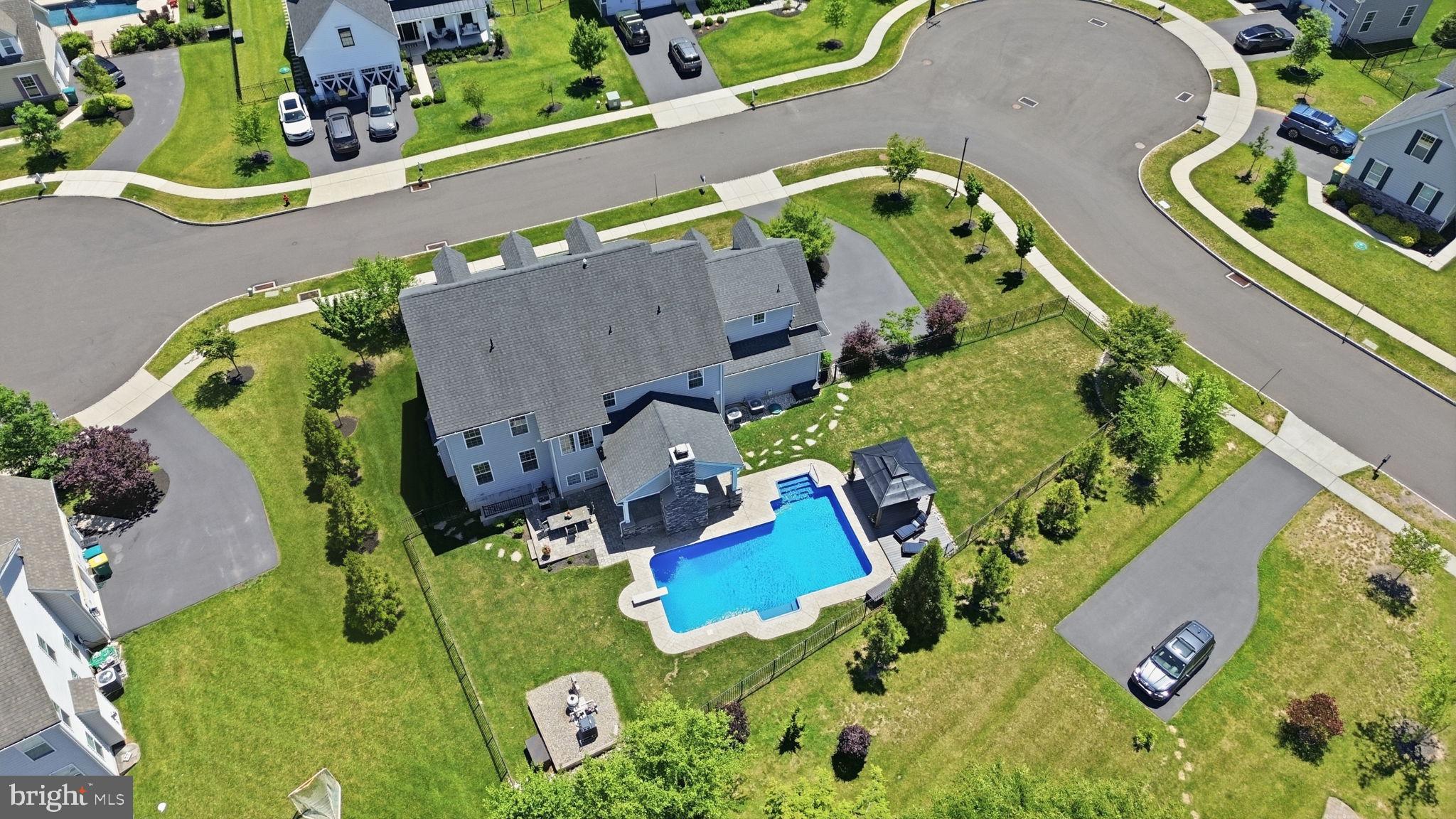 OAKVIEW ESTATES - Residential