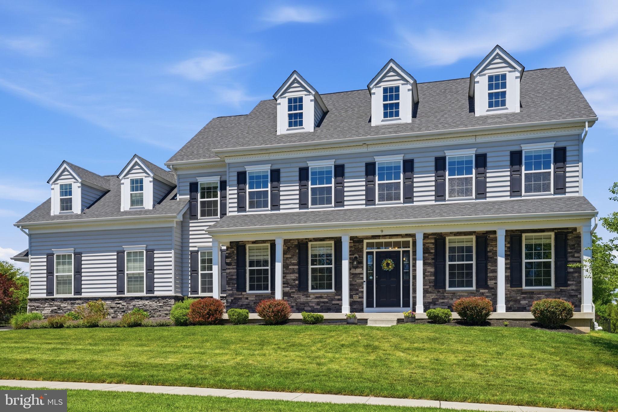 OAKVIEW ESTATES - Residential