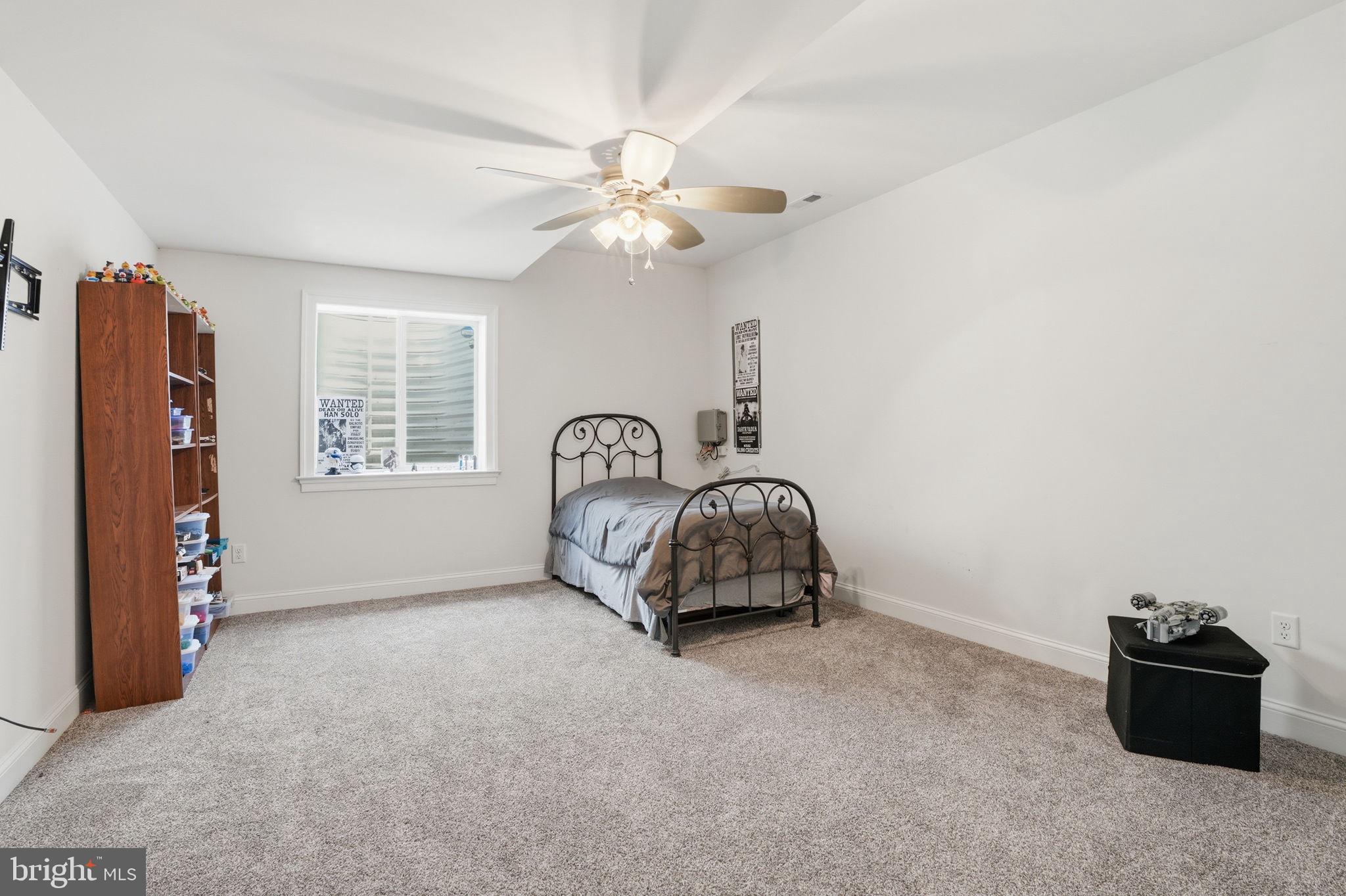 OAKVIEW ESTATES - Residential