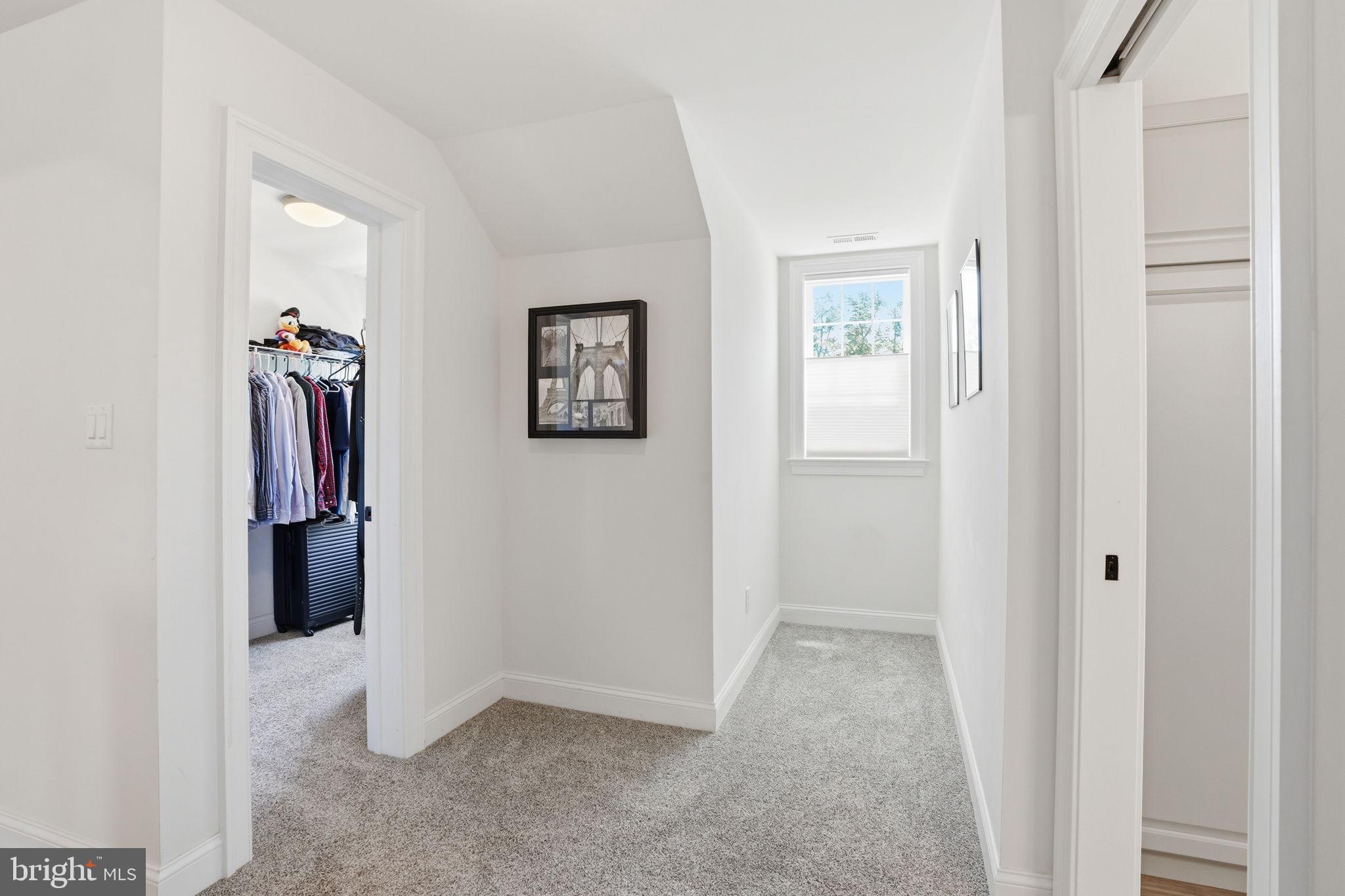 OAKVIEW ESTATES - Residential