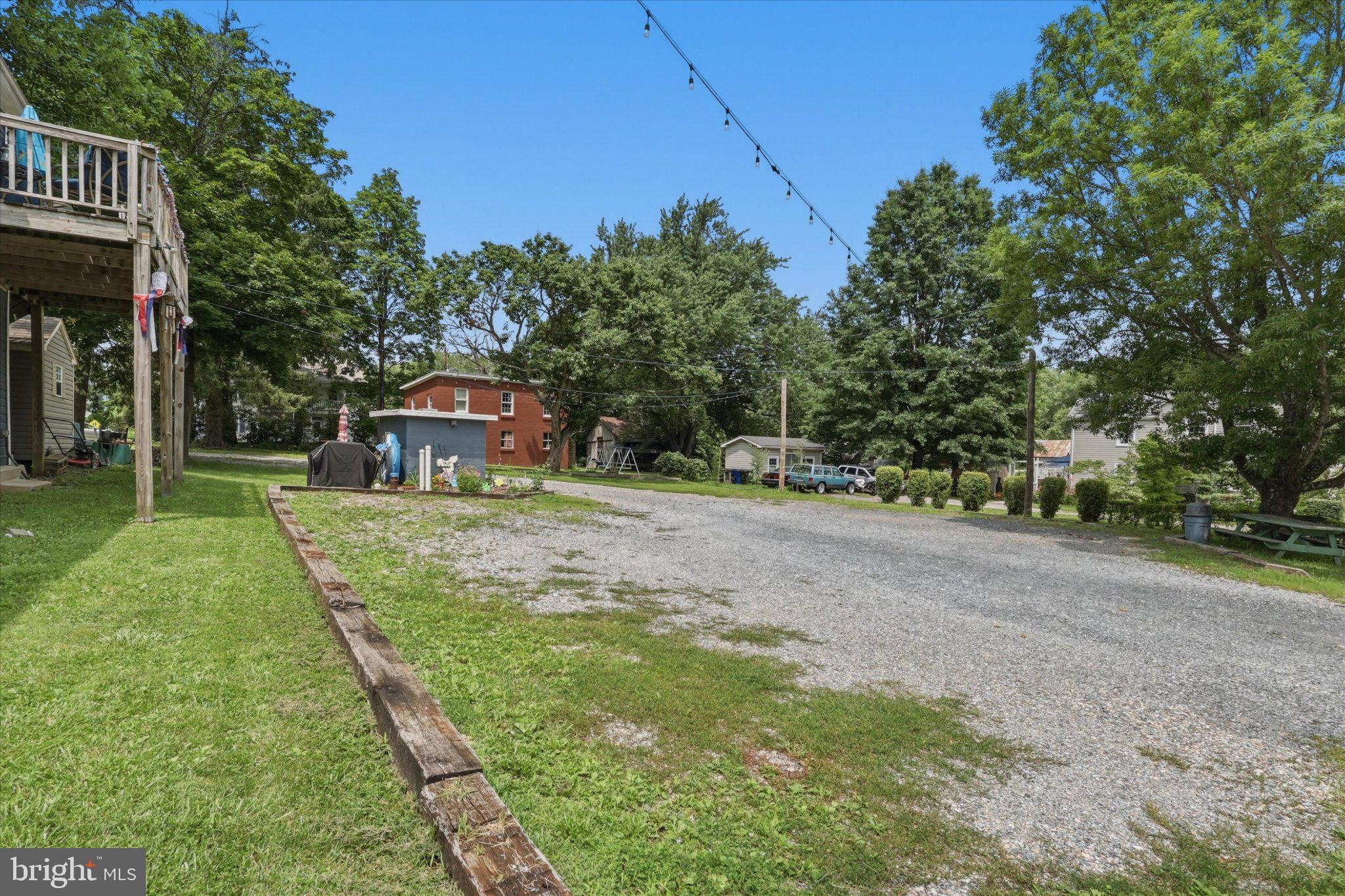 WOLFSVILLE - Residential