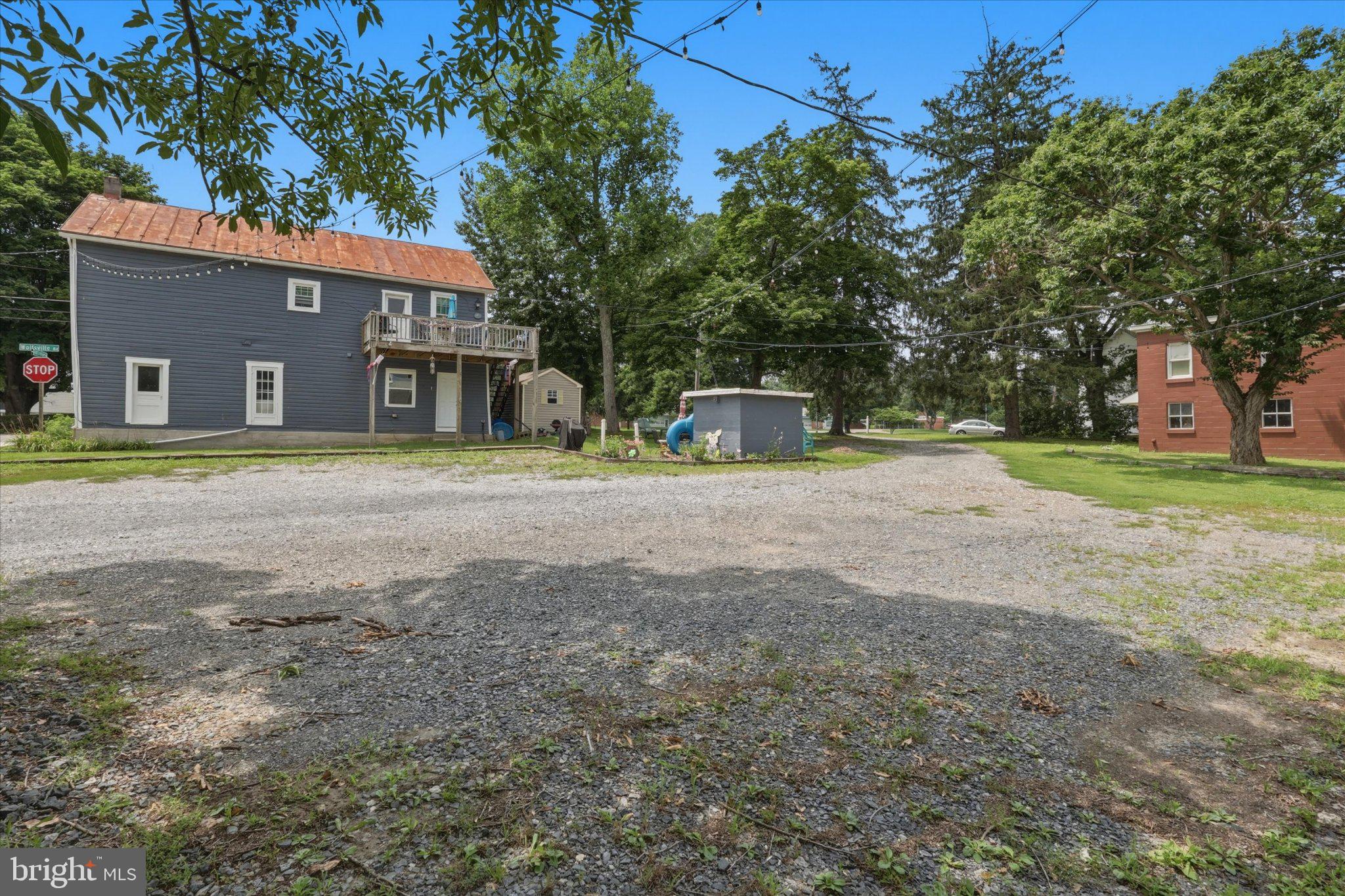 WOLFSVILLE - Residential