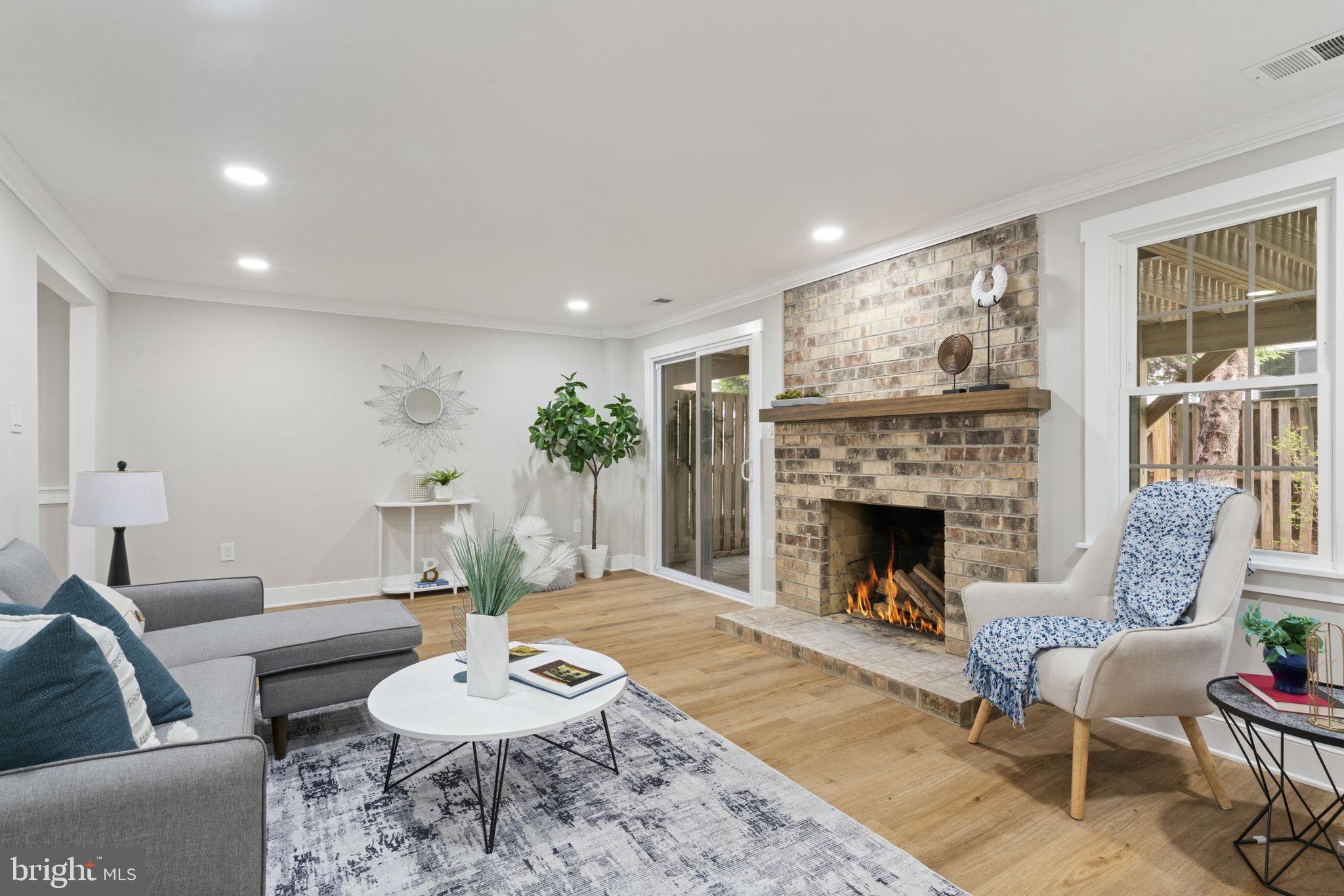 COUNTRY CREEK - Residential