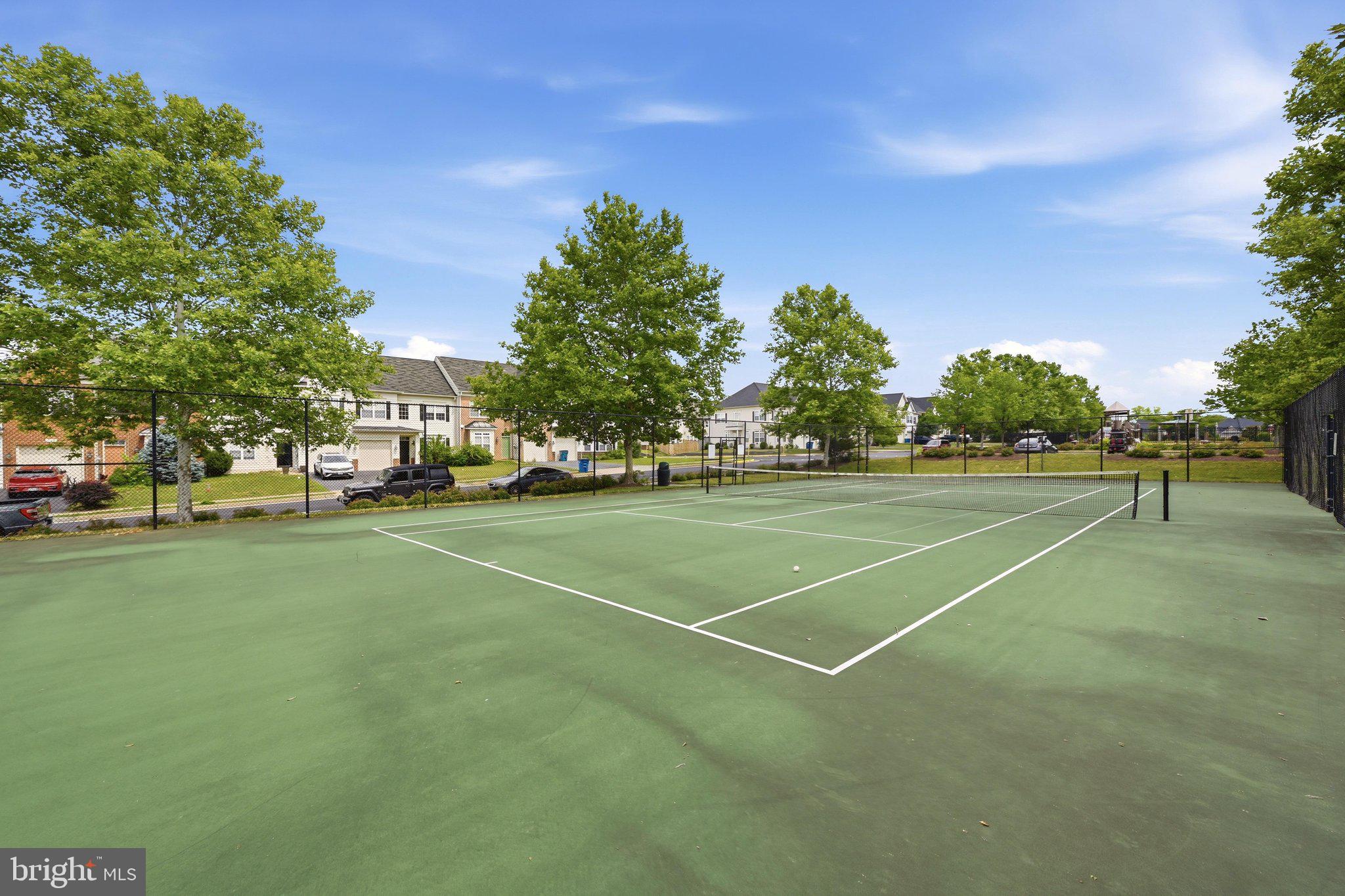 WAKELAND MANOR - Residential
