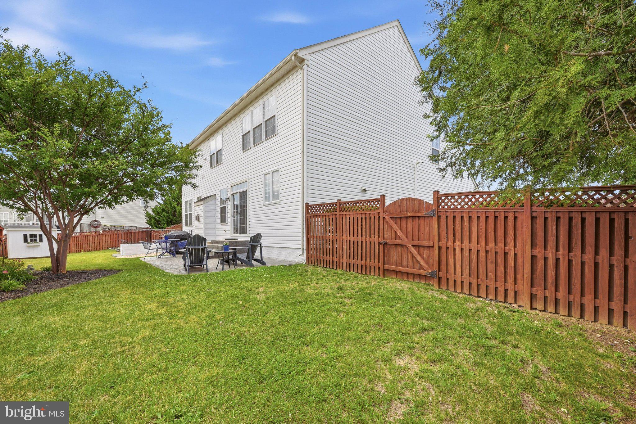 WAKELAND MANOR - Residential