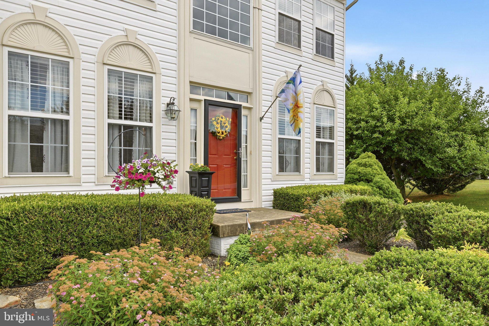 WAKELAND MANOR - Residential