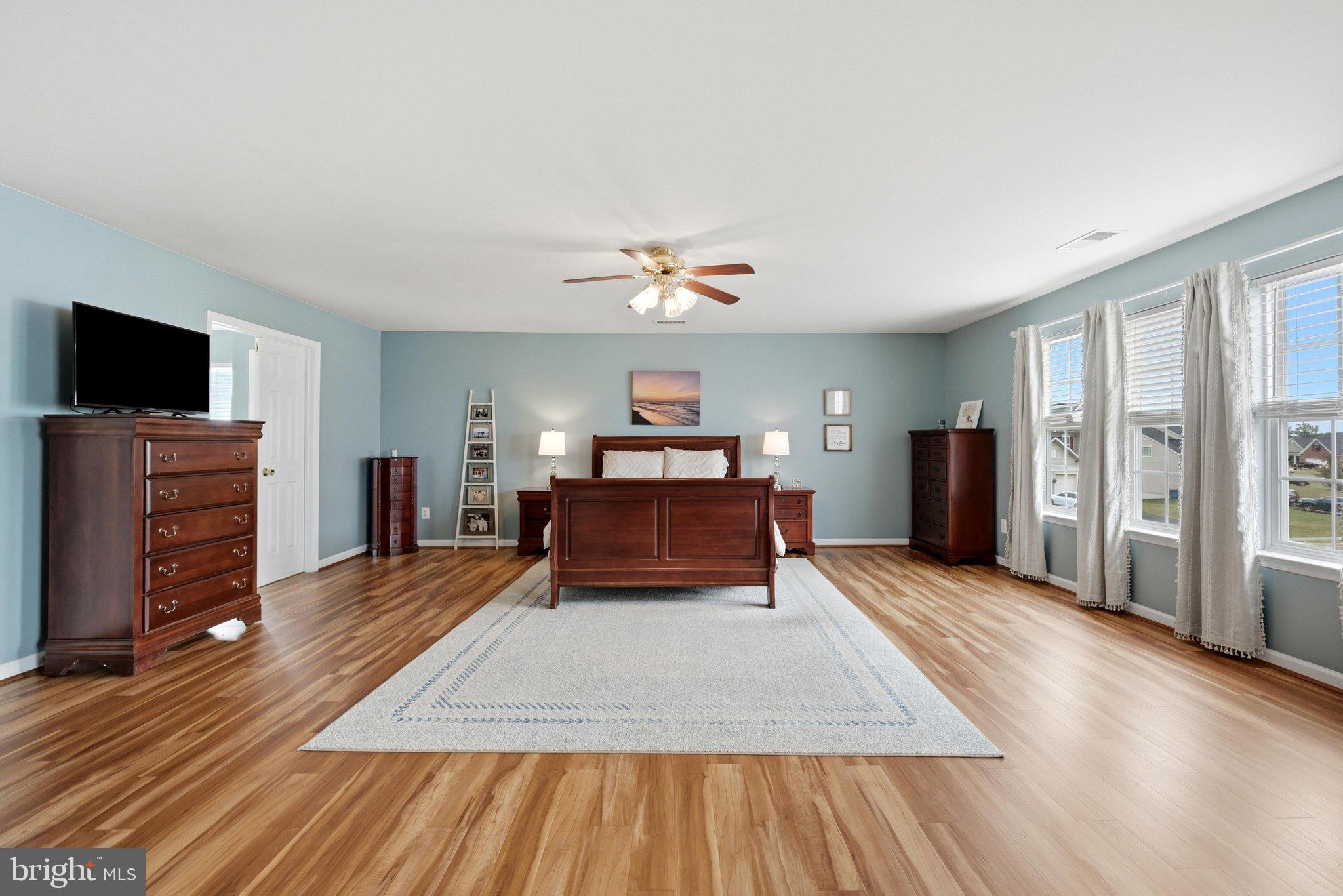 WAKELAND MANOR - Residential