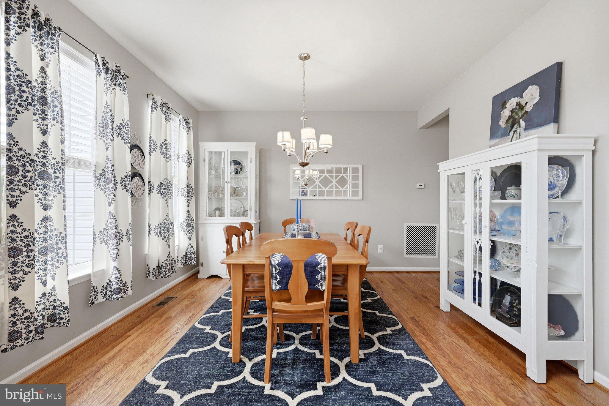 WAKELAND MANOR - Residential