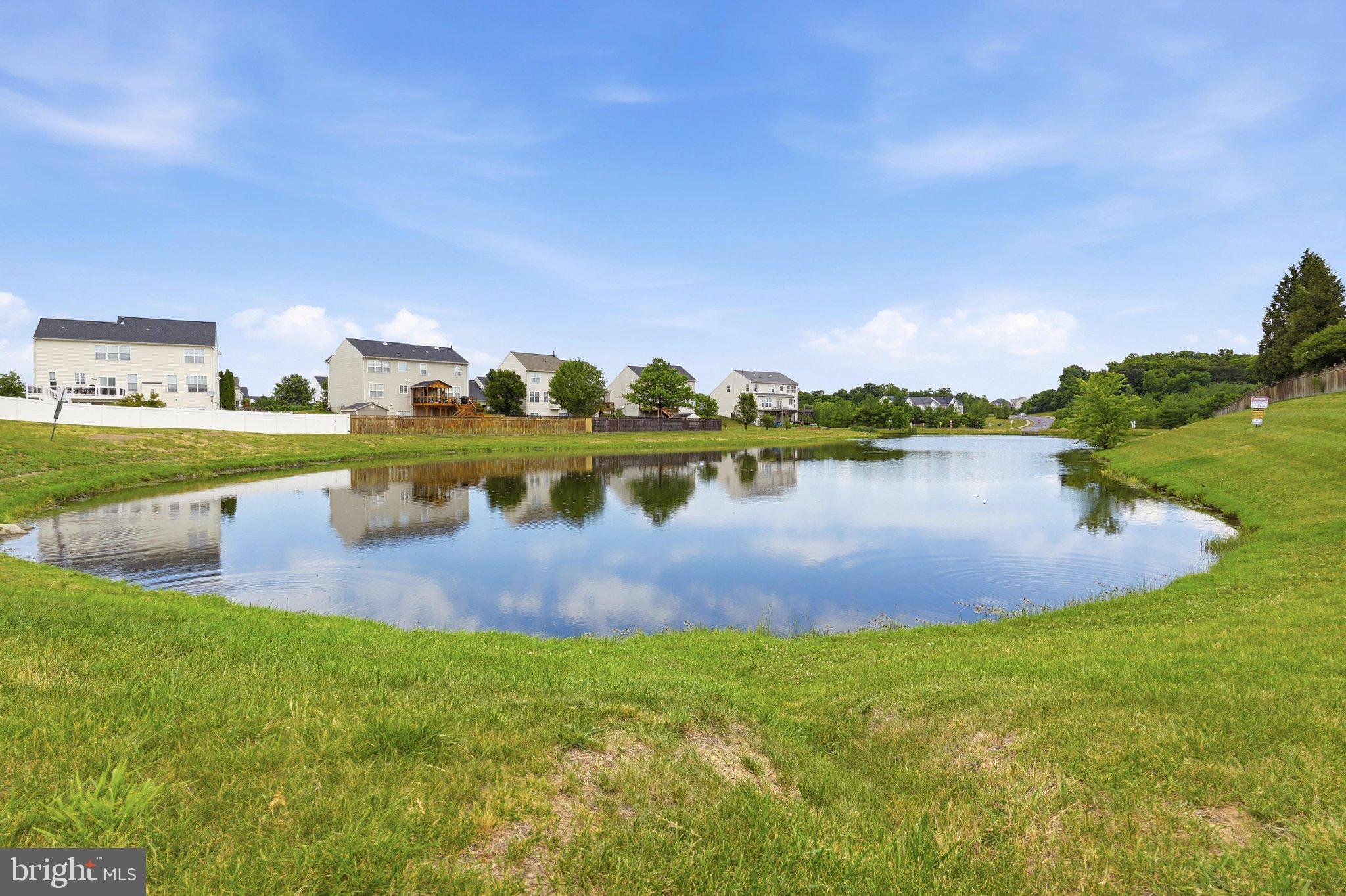 WAKELAND MANOR - Residential
