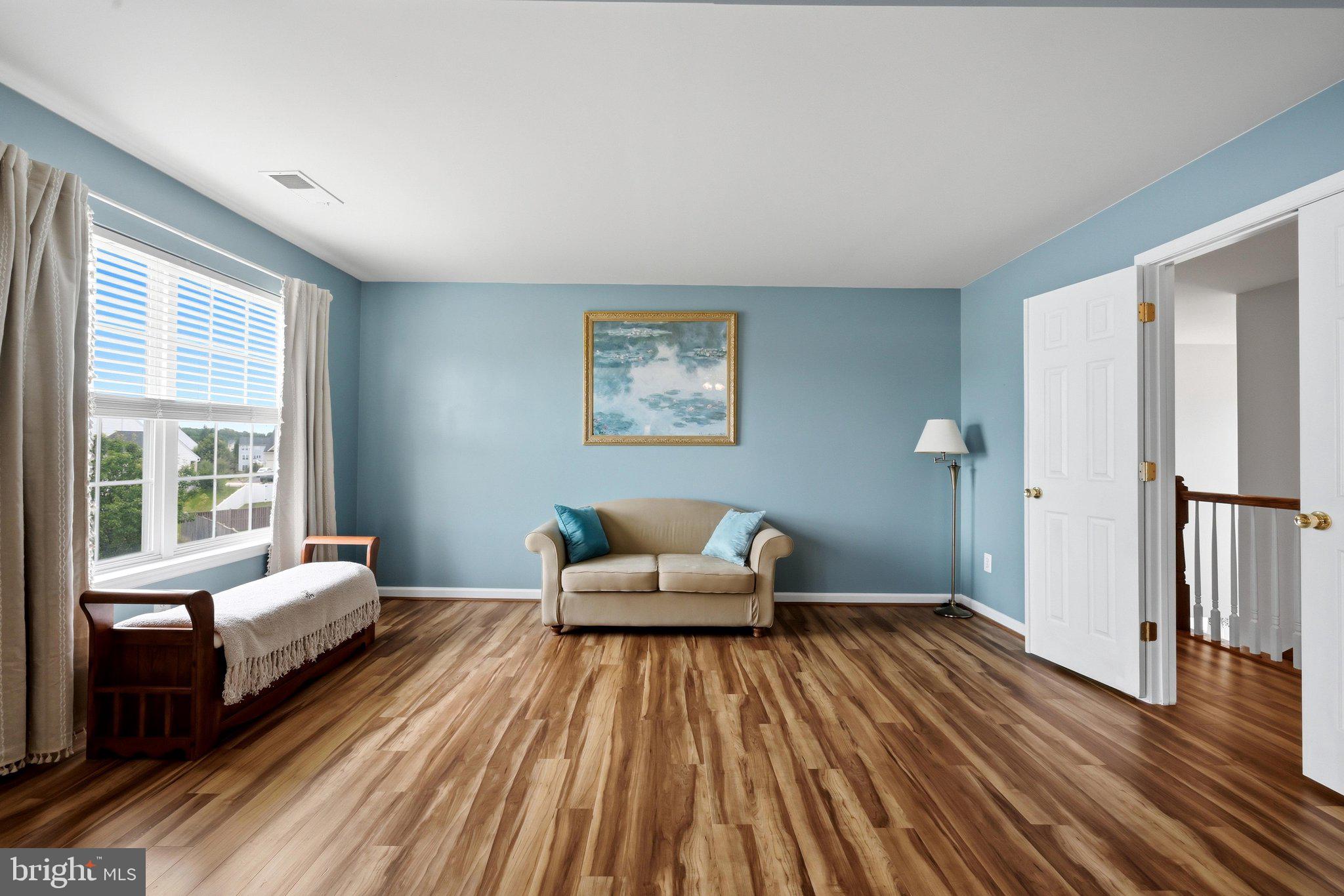 WAKELAND MANOR - Residential