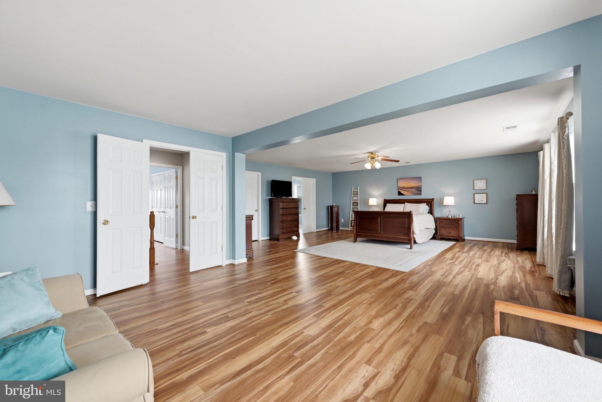 WAKELAND MANOR - Residential