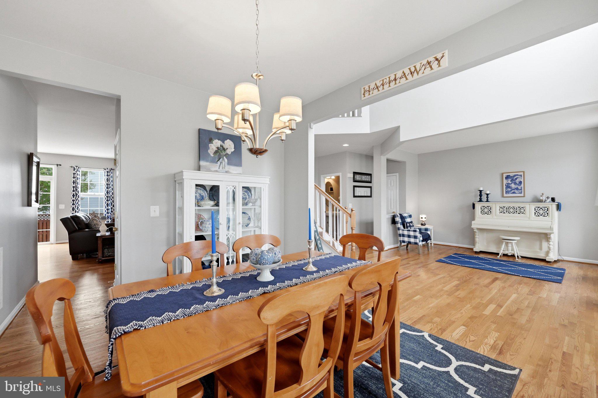 WAKELAND MANOR - Residential