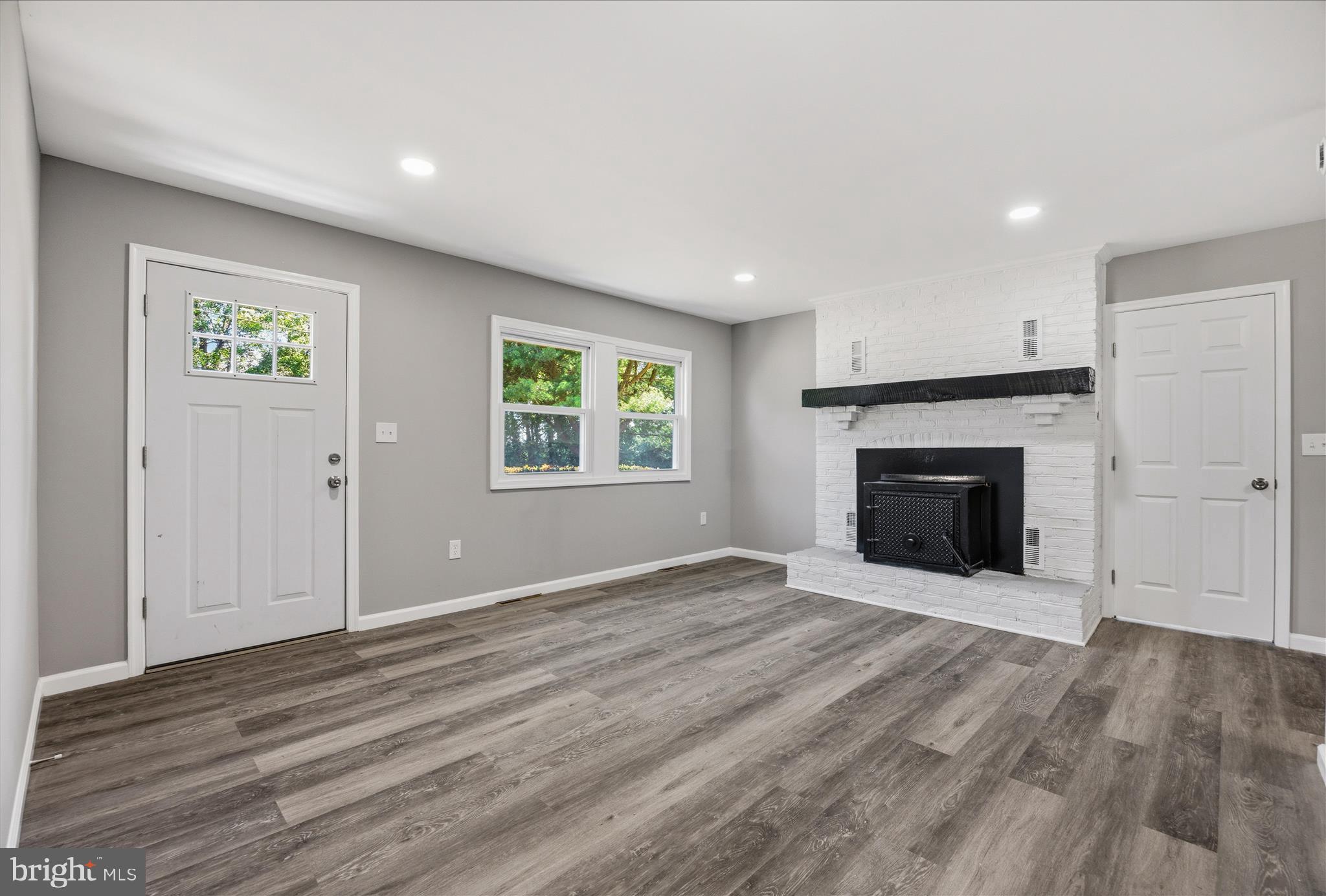 CHESTER HARBOR - Residential